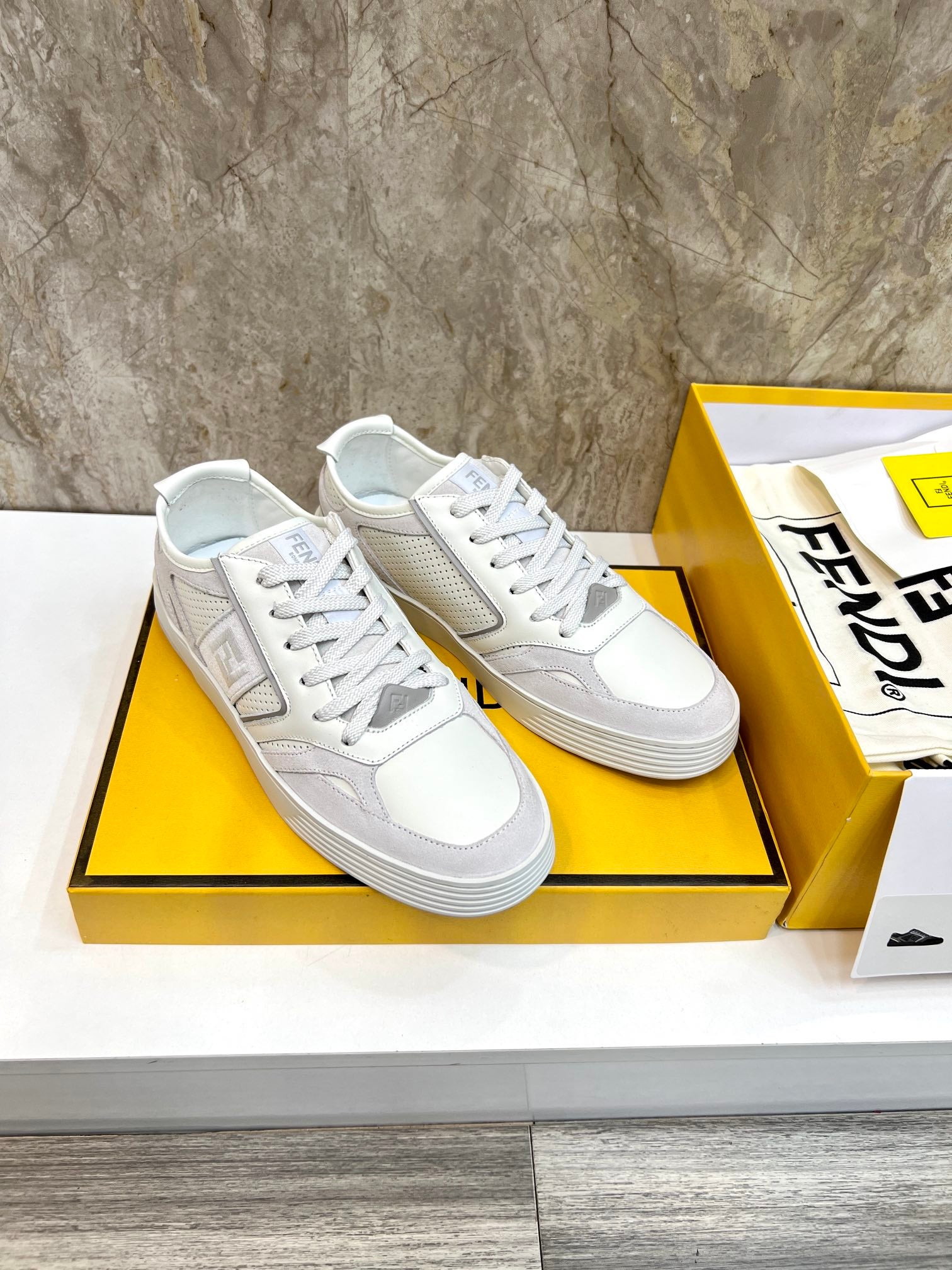 LuxluxHouse Best Quality Shoes Fendi