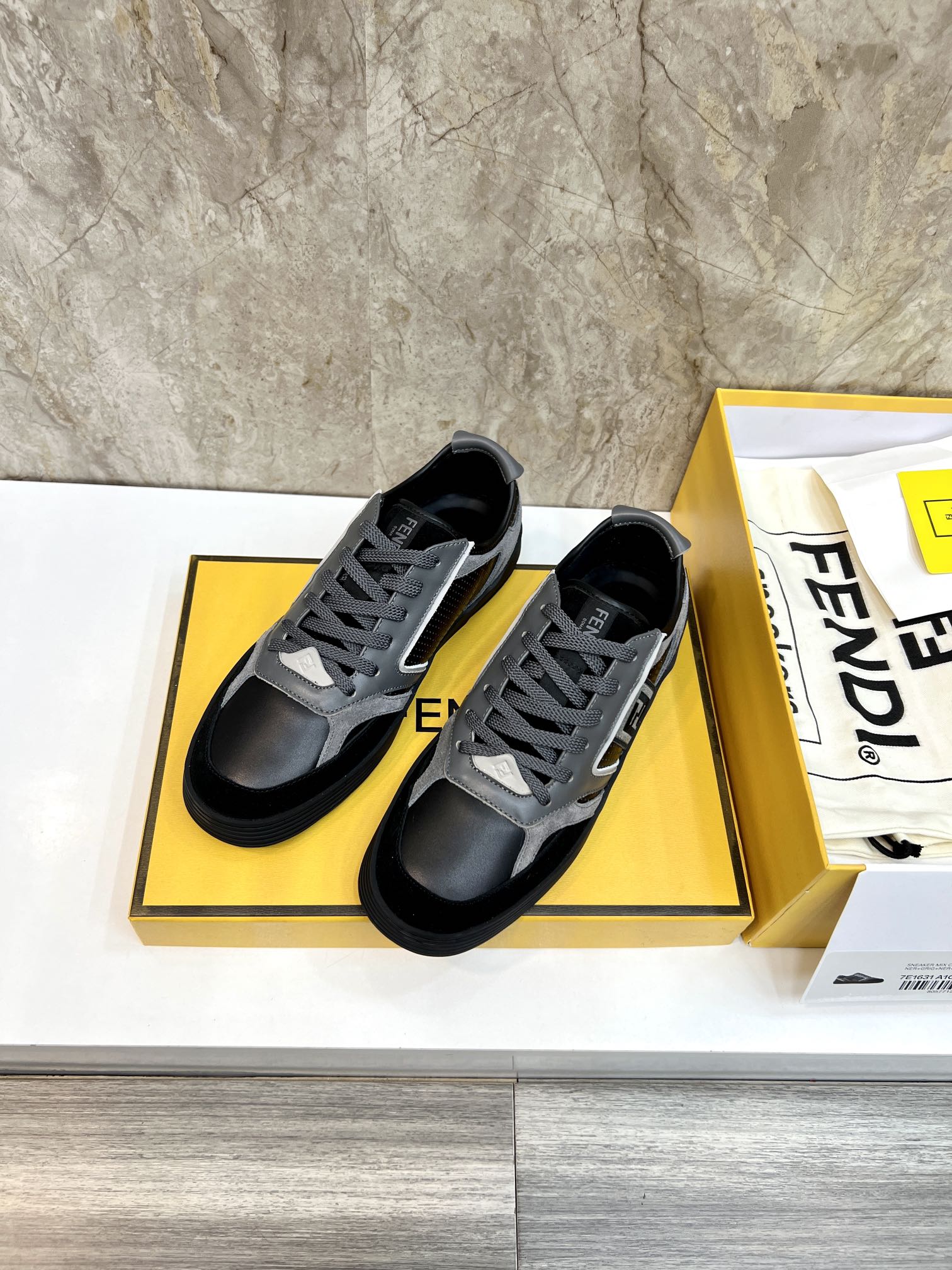 LuxluxHouse Best Quality Shoes Fendi