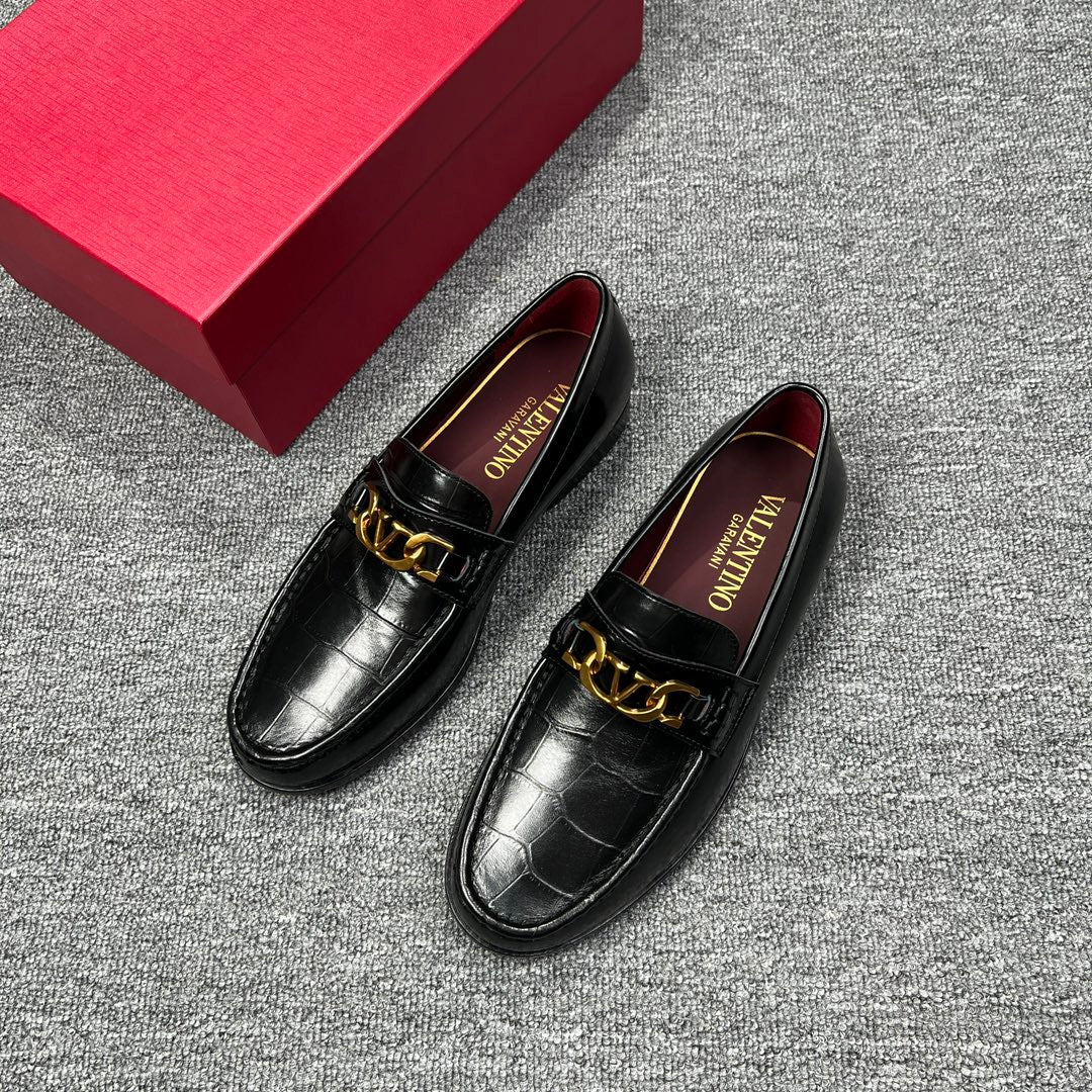 LuxluxHouse Best Quality Shoes Valentino