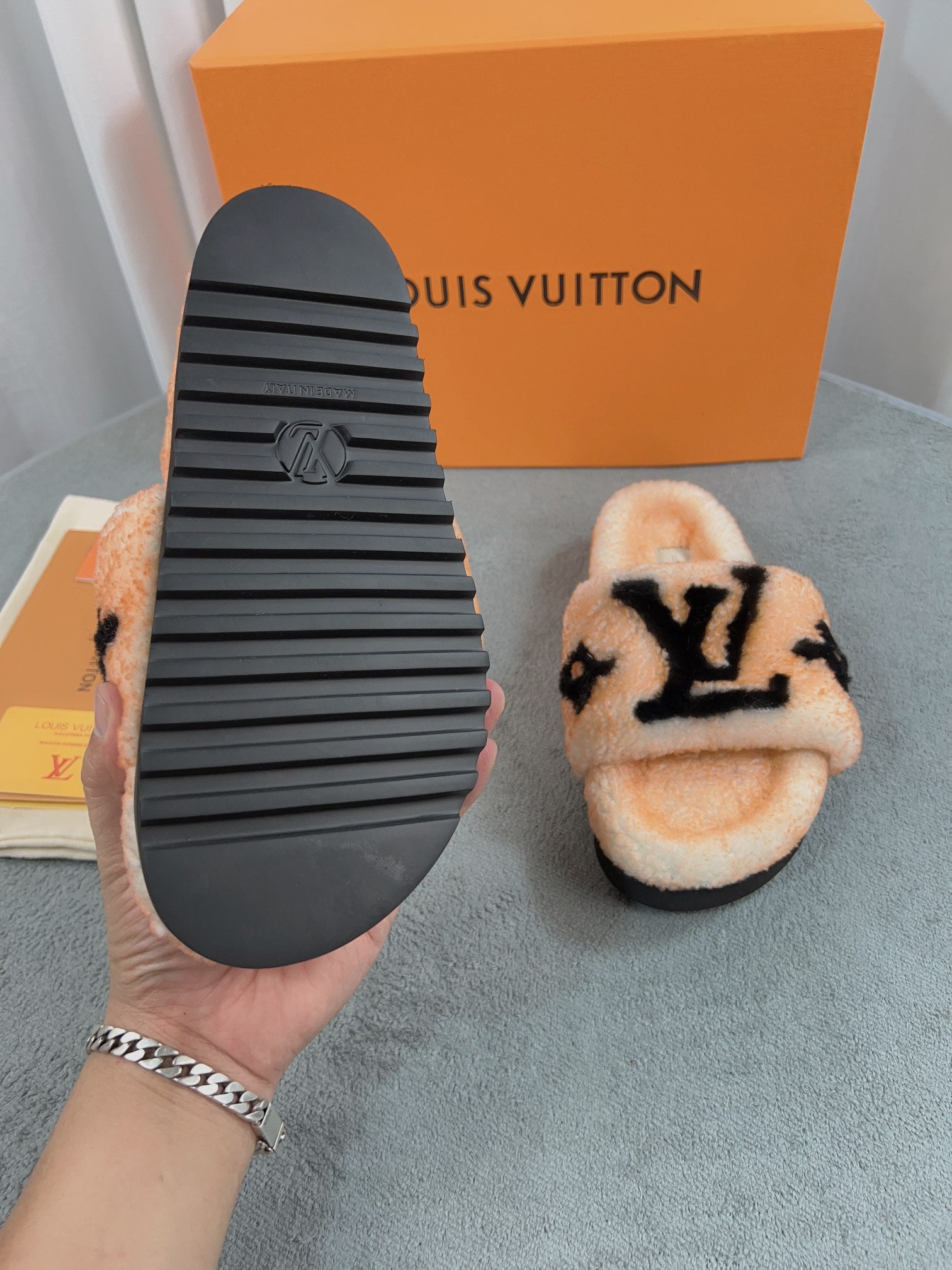 LuxluxHouse Best Quality Sandals Louis Vuitton
