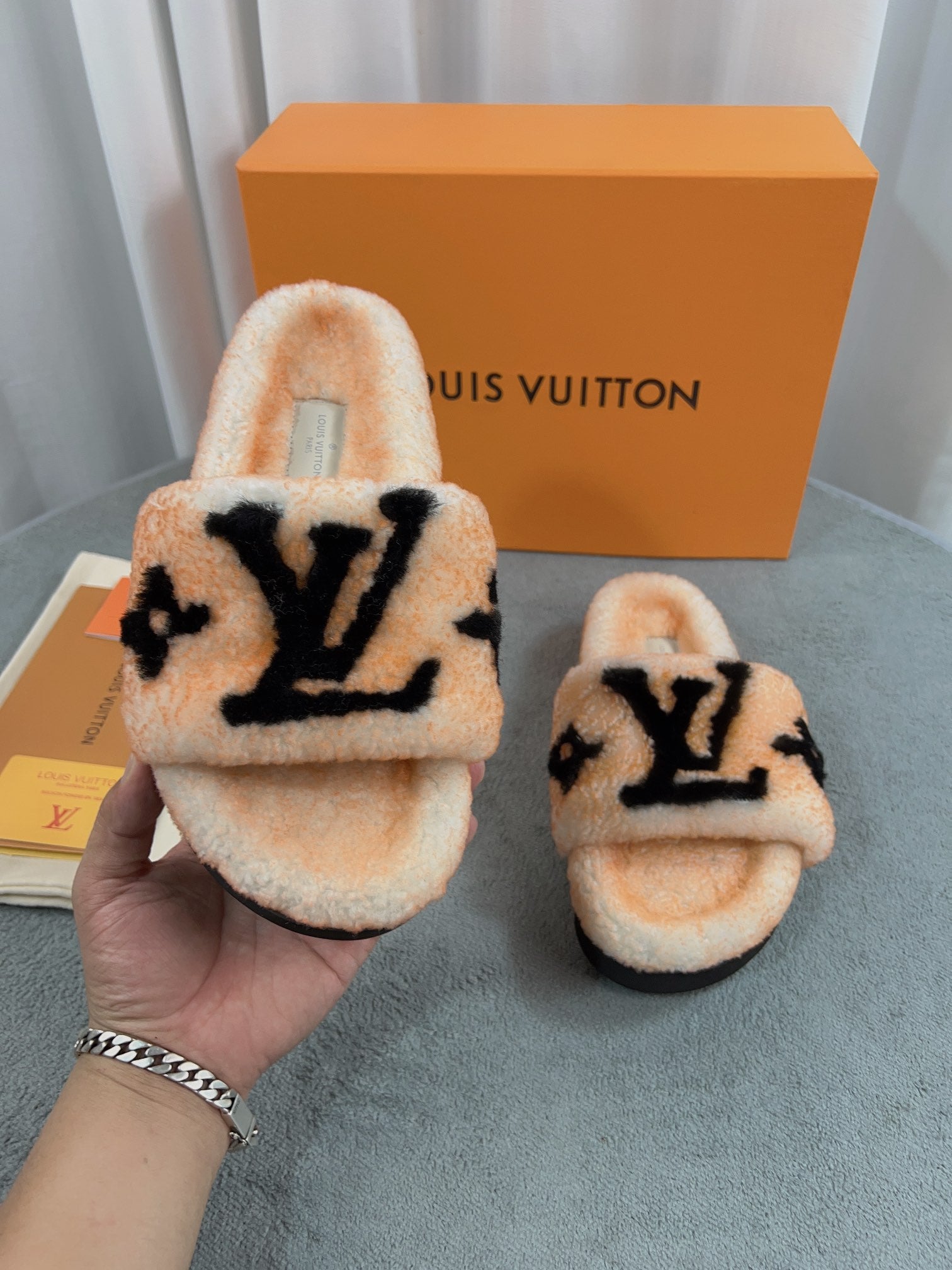 LuxluxHouse Best Quality Sandals Louis Vuitton