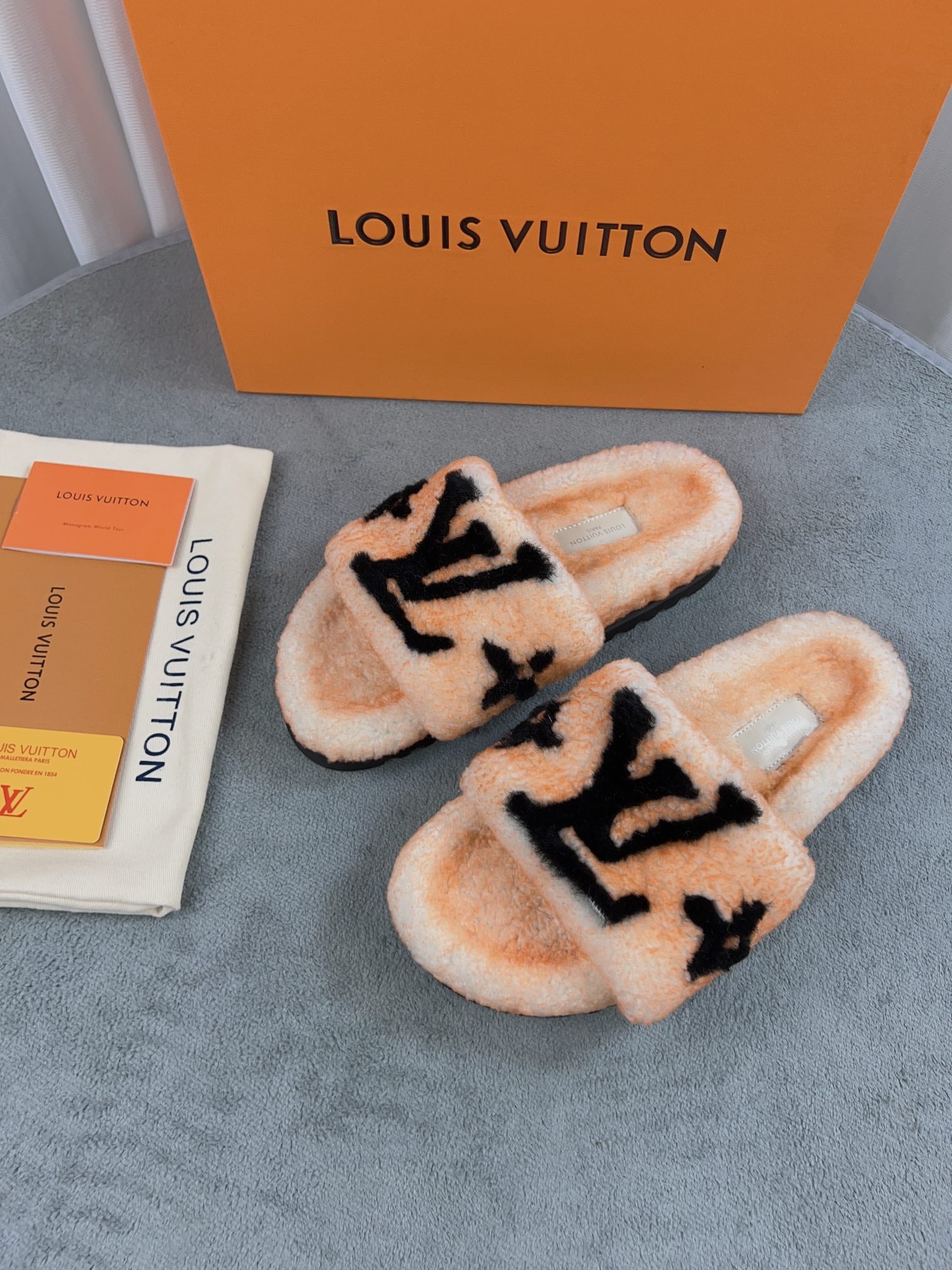 LuxluxHouse Best Quality Sandals Louis Vuitton