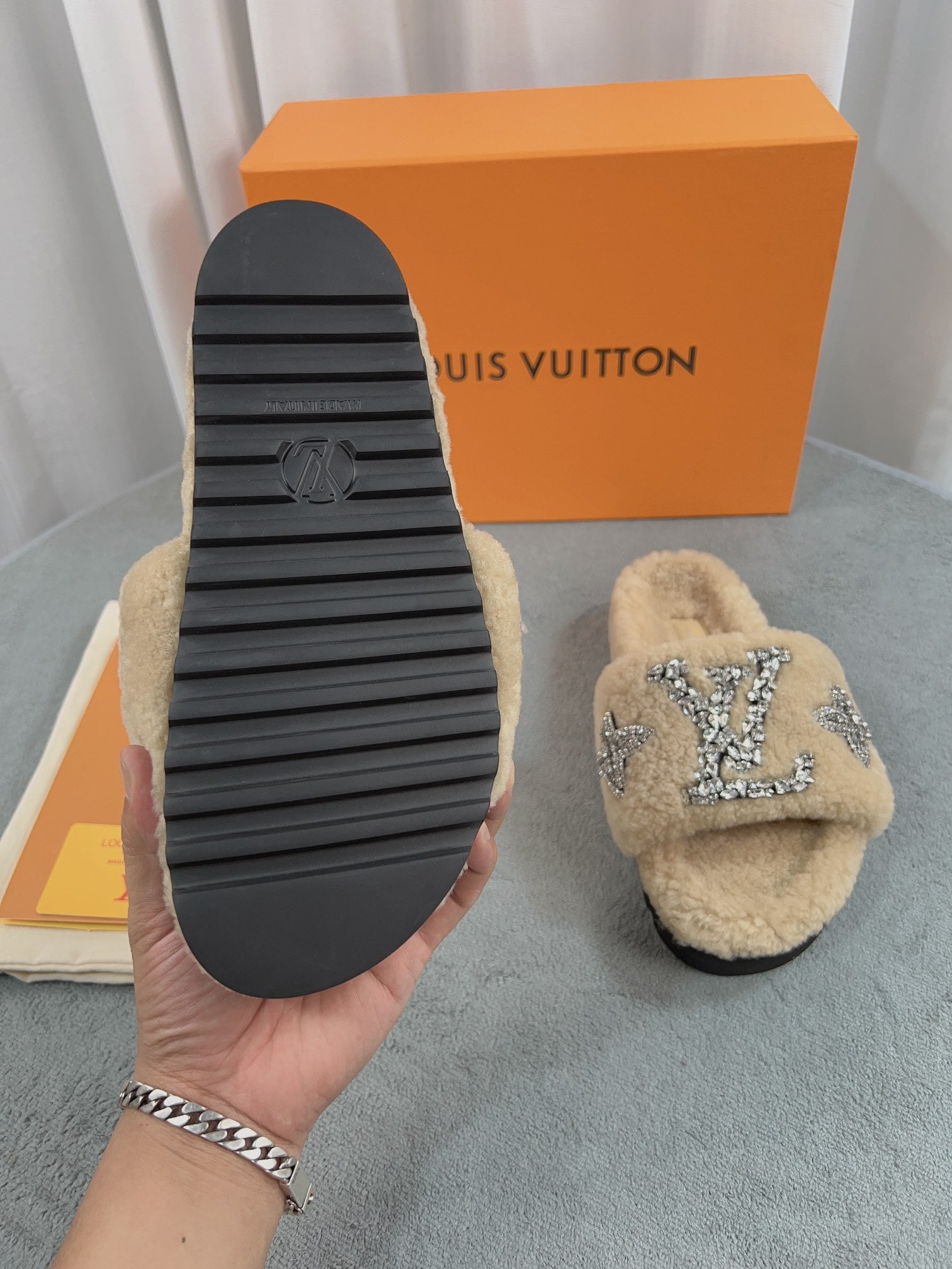 LuxluxHouse Best Quality Sandals Louis Vuitton