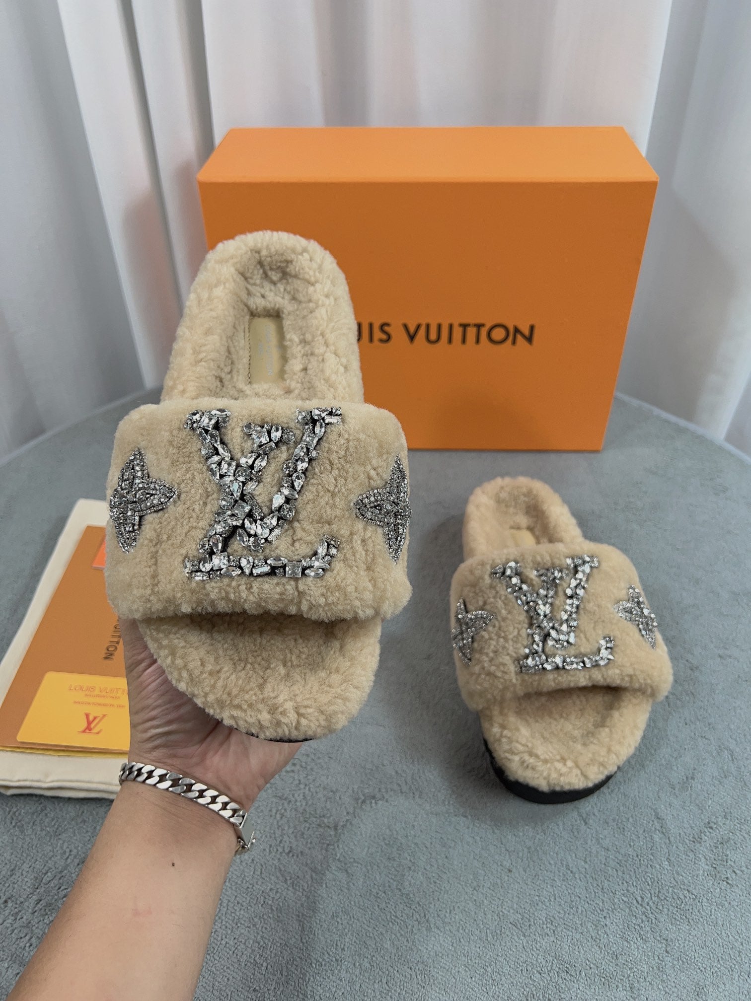 LuxluxHouse Best Quality Sandals Louis Vuitton