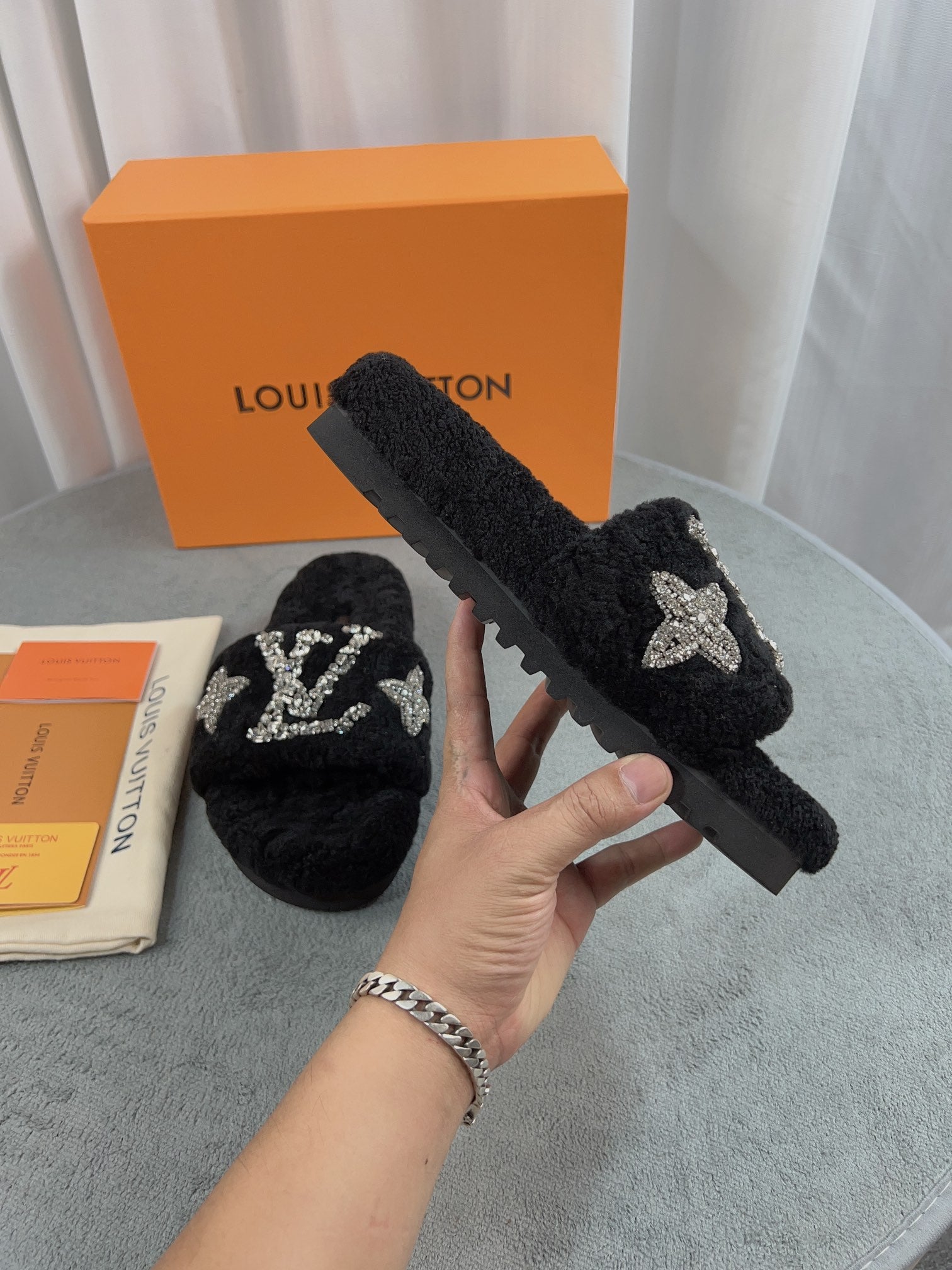 LuxluxHouse Best Quality Sandals Louis Vuitton