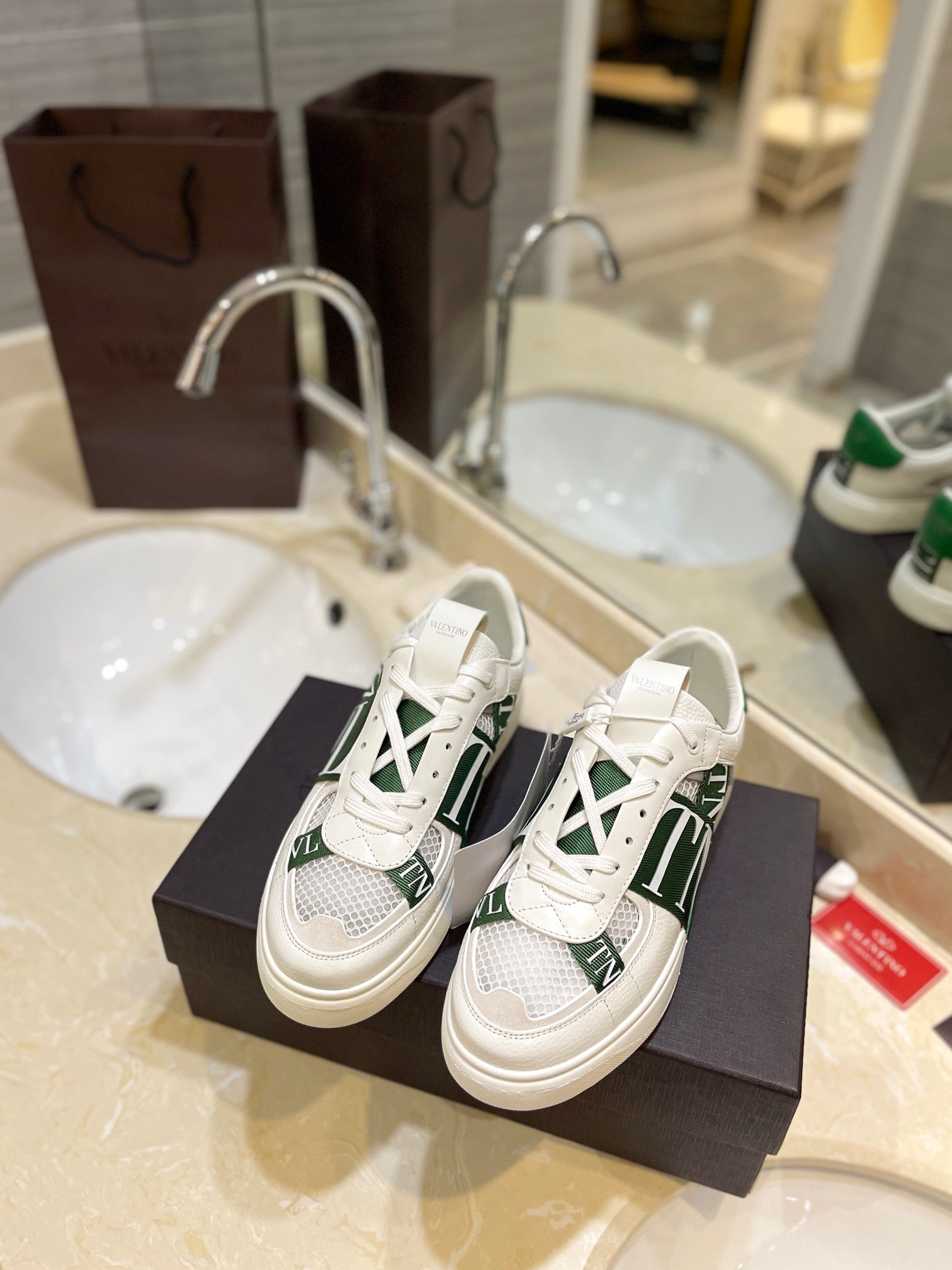 LuxluxHouse Best Quality Valentino Women Shoes