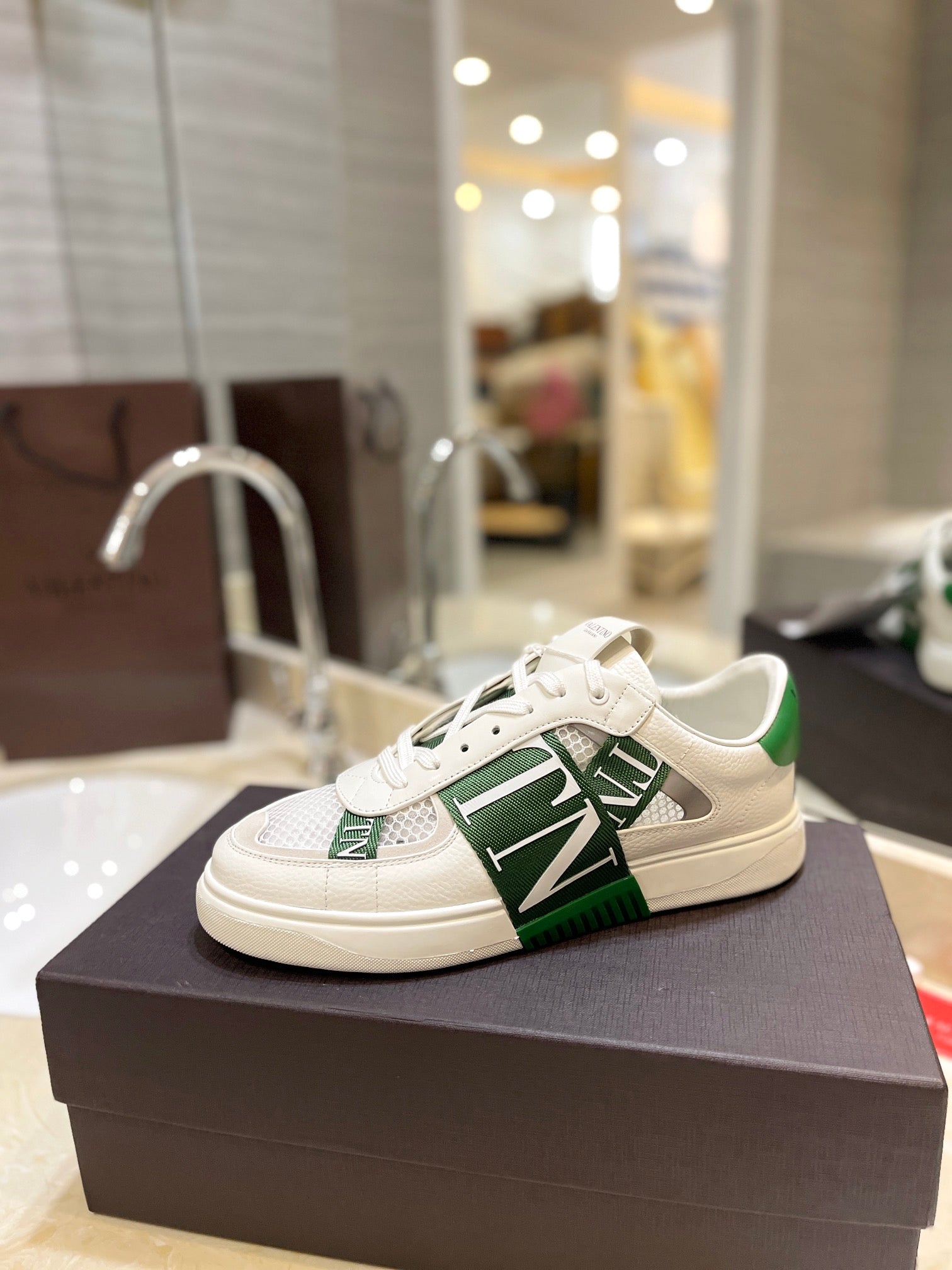 LuxluxHouse Best Quality Valentino Women Shoes