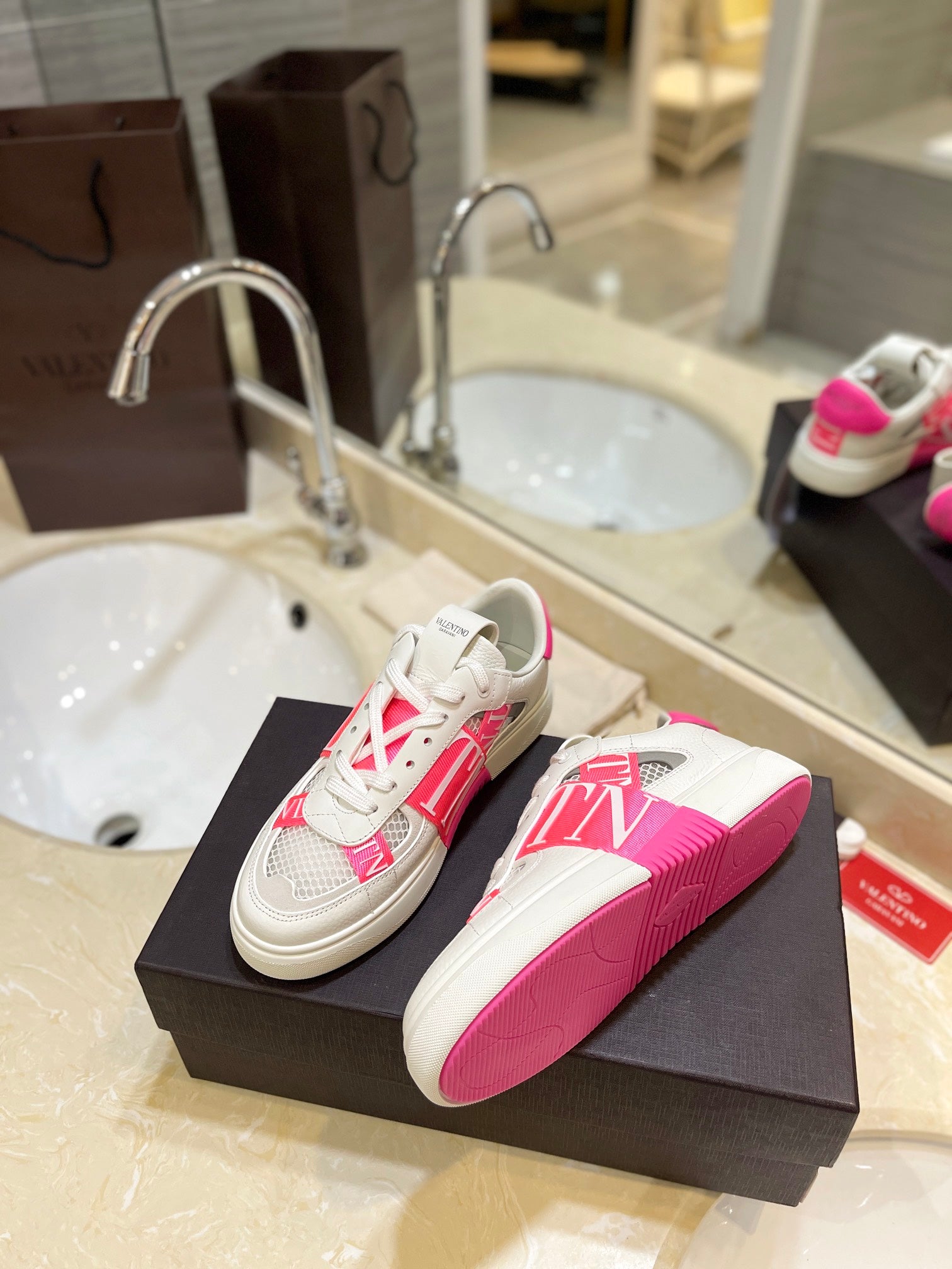 LuxluxHouse Best Quality Valentino Women Shoes