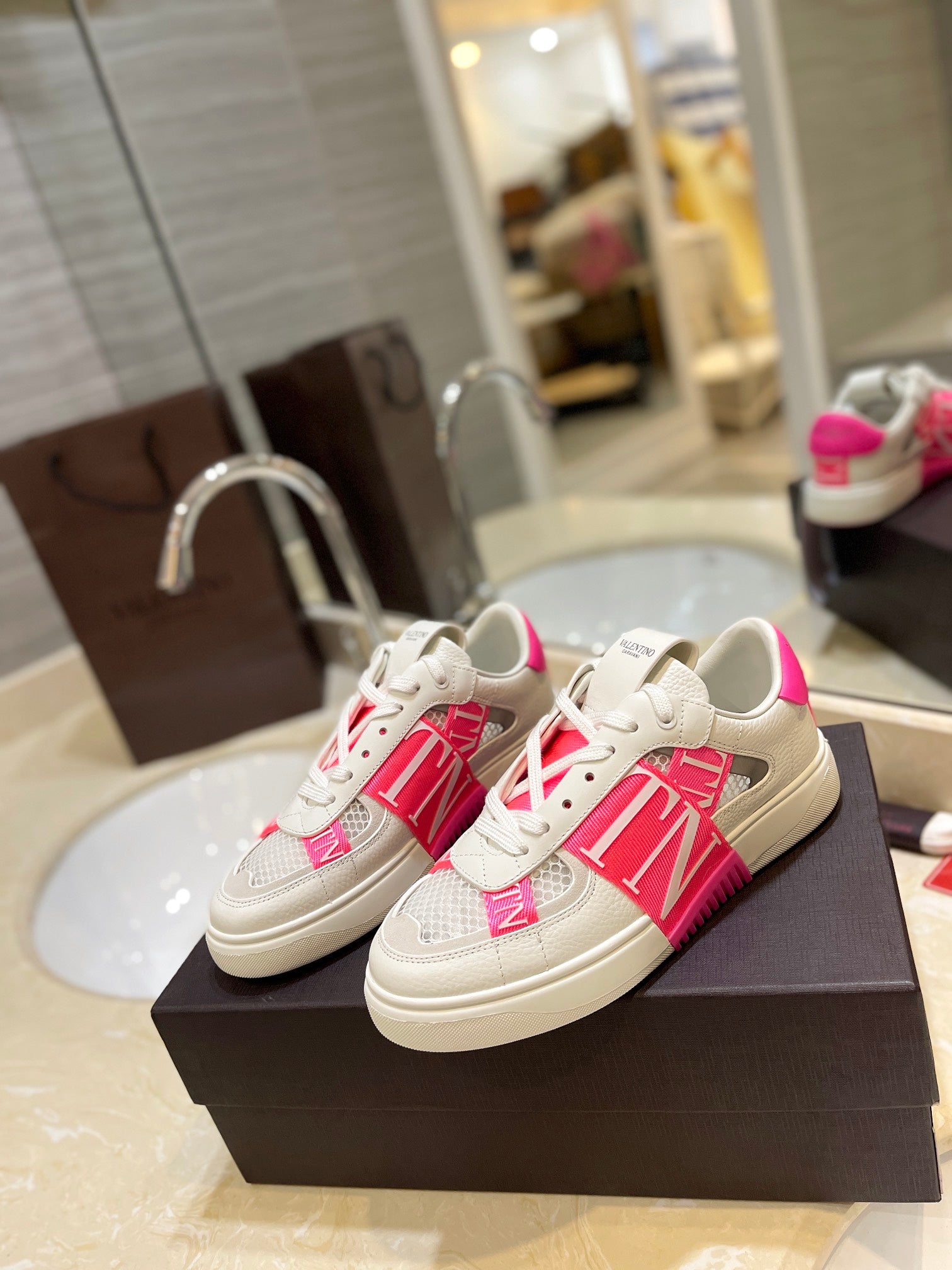 LuxluxHouse Best Quality Valentino Women Shoes