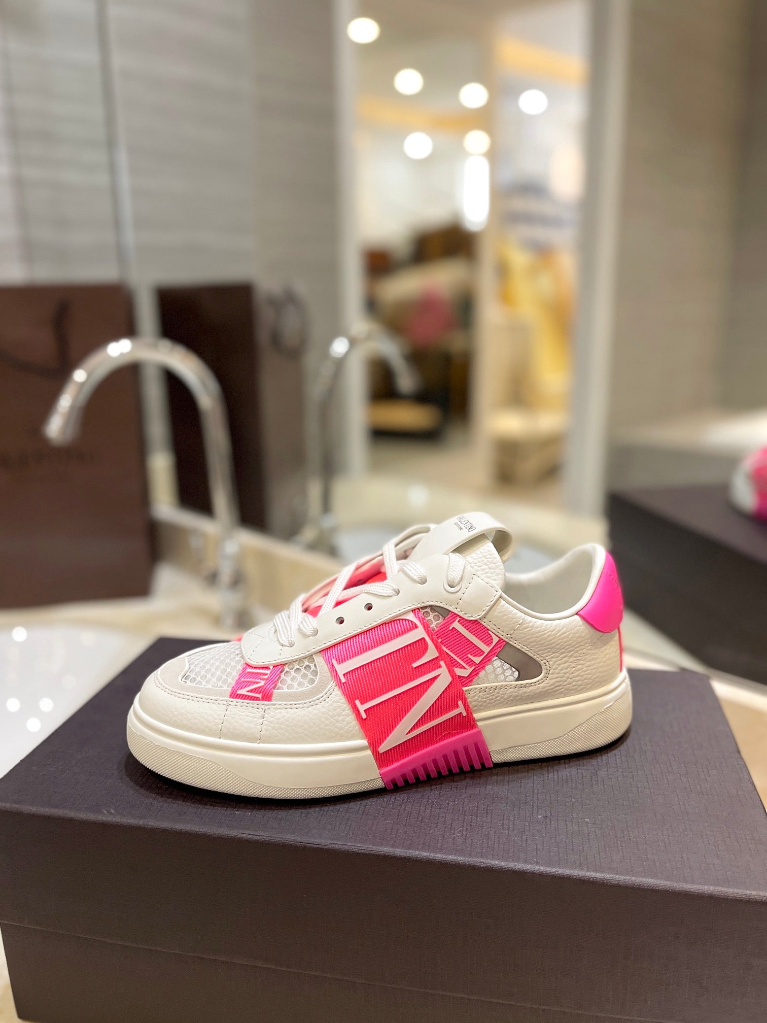 LuxluxHouse Best Quality Valentino Women Shoes