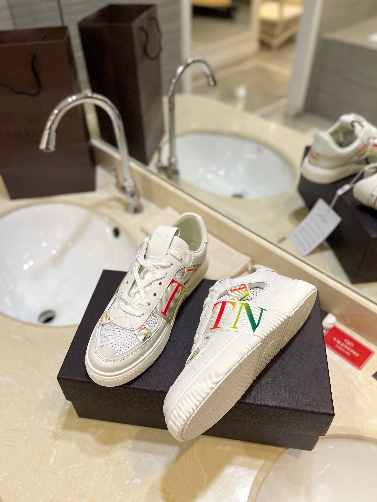 LuxluxHouse Best Quality Valentino Women Shoes
