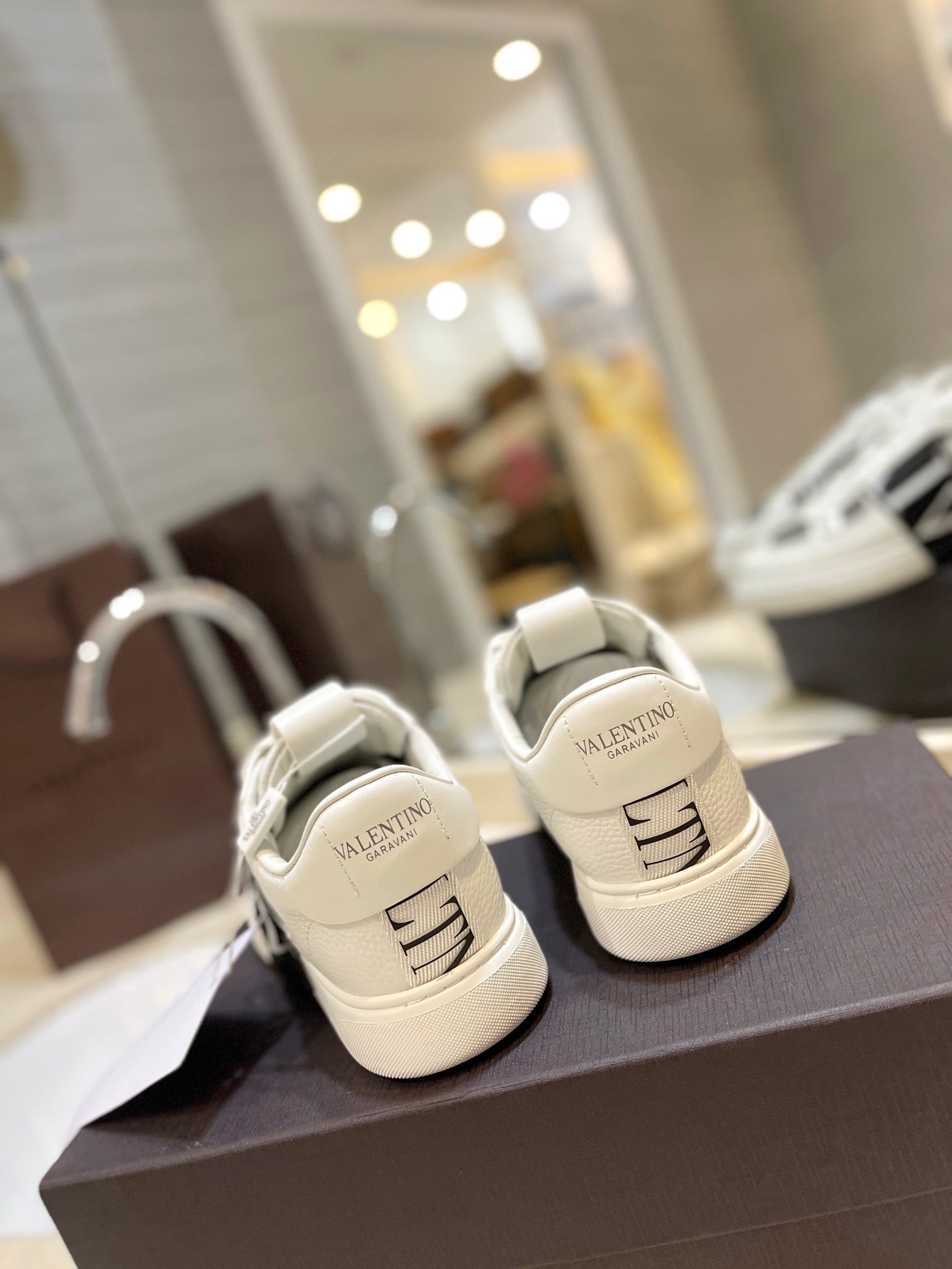 LuxluxHouse Best Quality Valentino Women Shoes