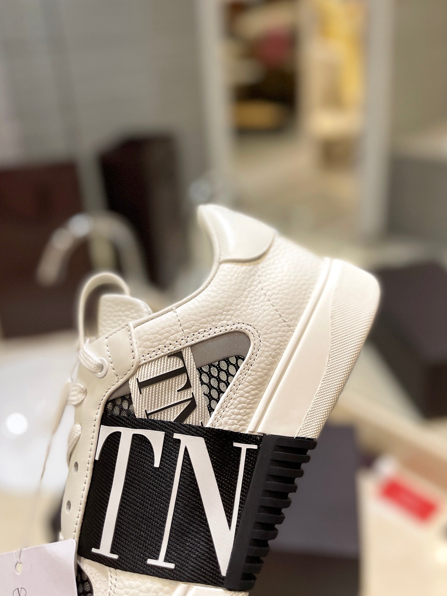 LuxluxHouse Best Quality Valentino Women Shoes