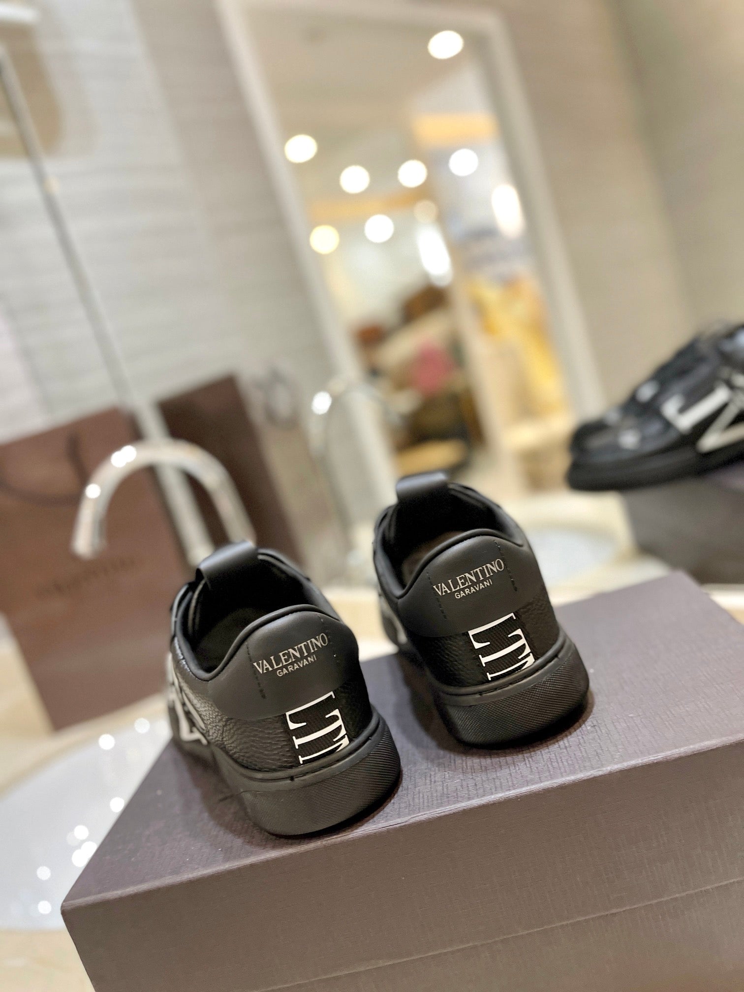 LuxluxHouse Best Quality Valentino Women Shoes