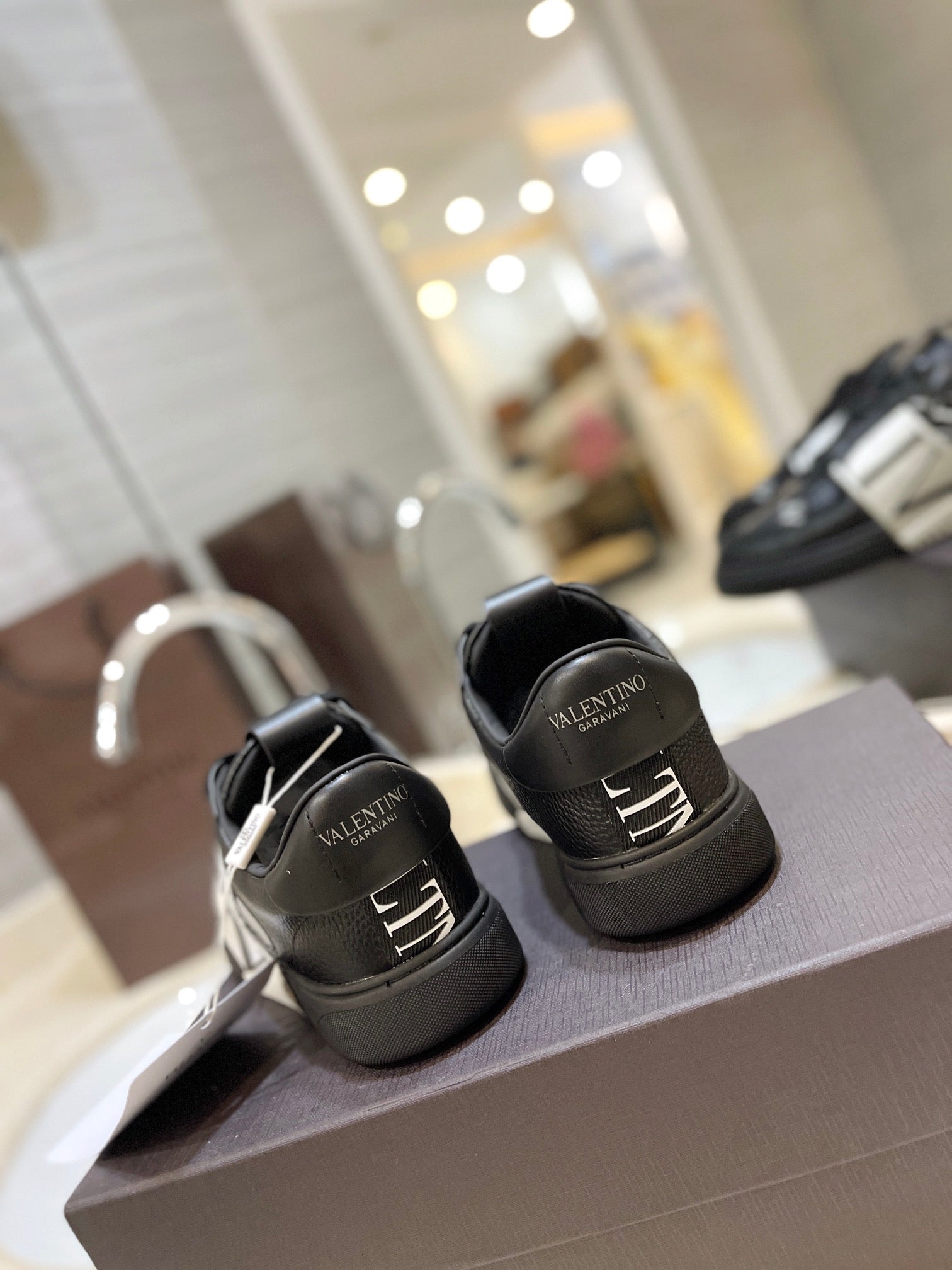 LuxluxHouse Best Quality Valentino Women Shoes