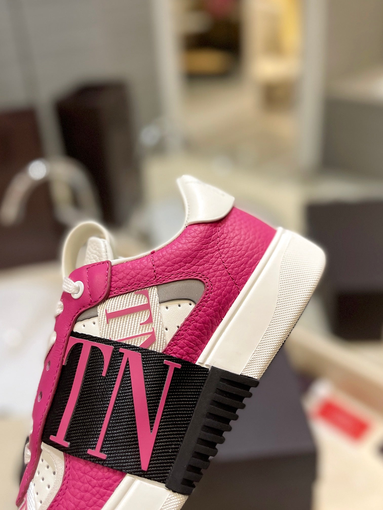 LuxluxHouse Best Quality Valentino Women Shoes