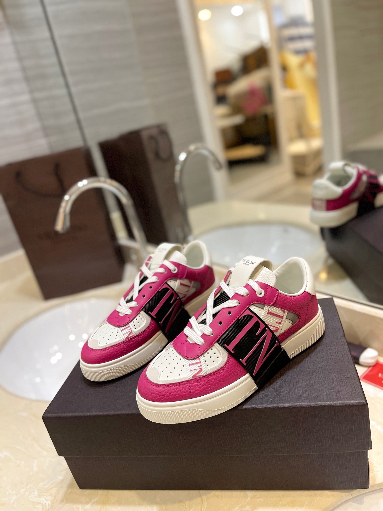 LuxluxHouse Best Quality Valentino Women Shoes