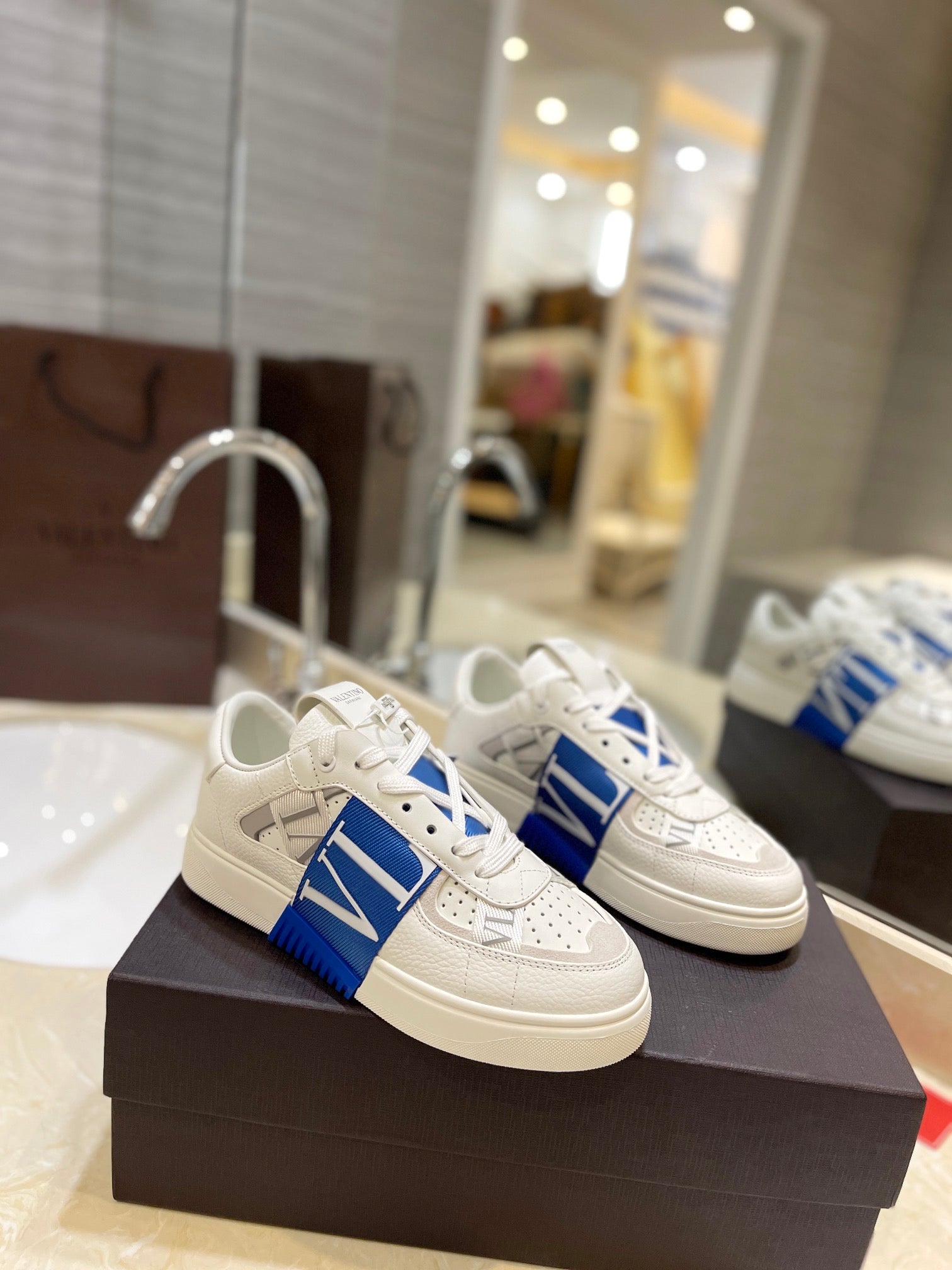 LuxluxHouse Best Quality Valentino Women Shoes