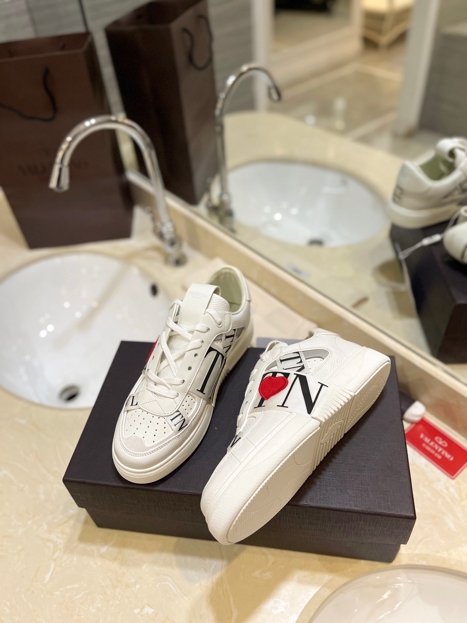 LuxluxHouse Best Quality Valentino Women Shoes