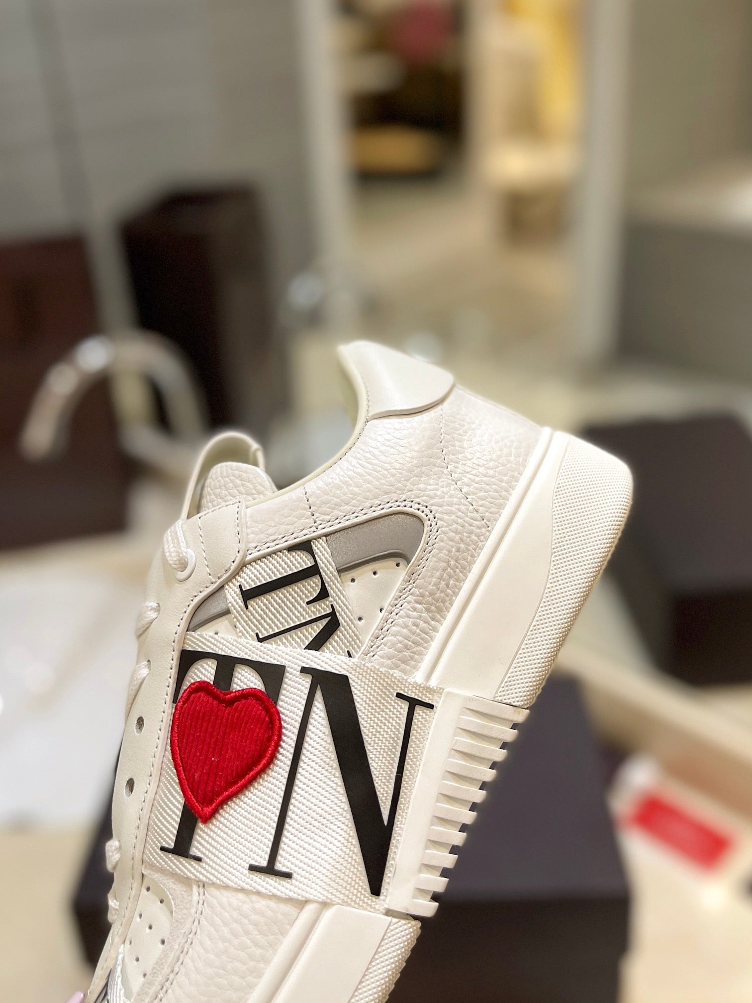 LuxluxHouse Best Quality Valentino Women Shoes