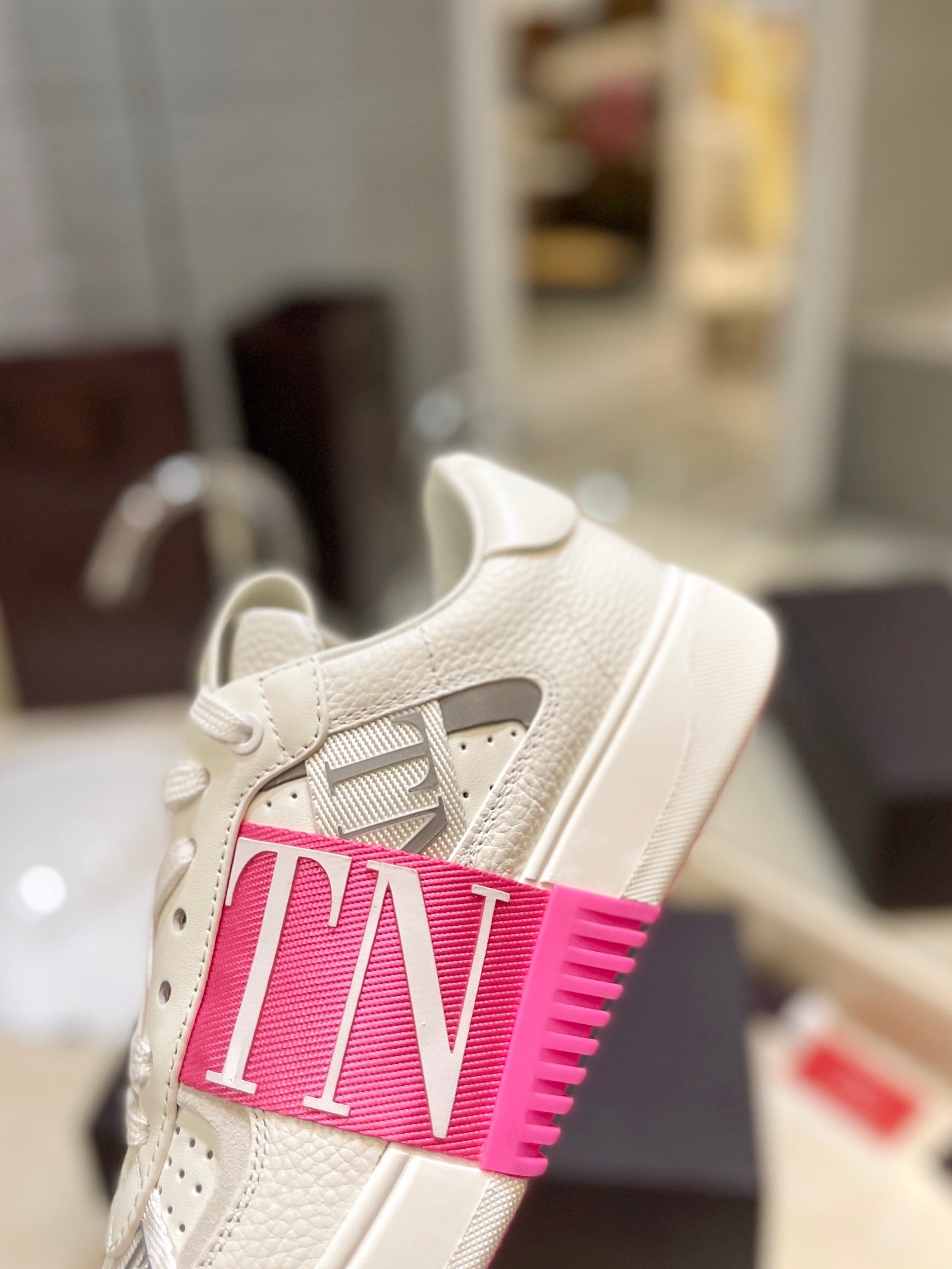 LuxluxHouse Best Quality Valentino Women Shoes