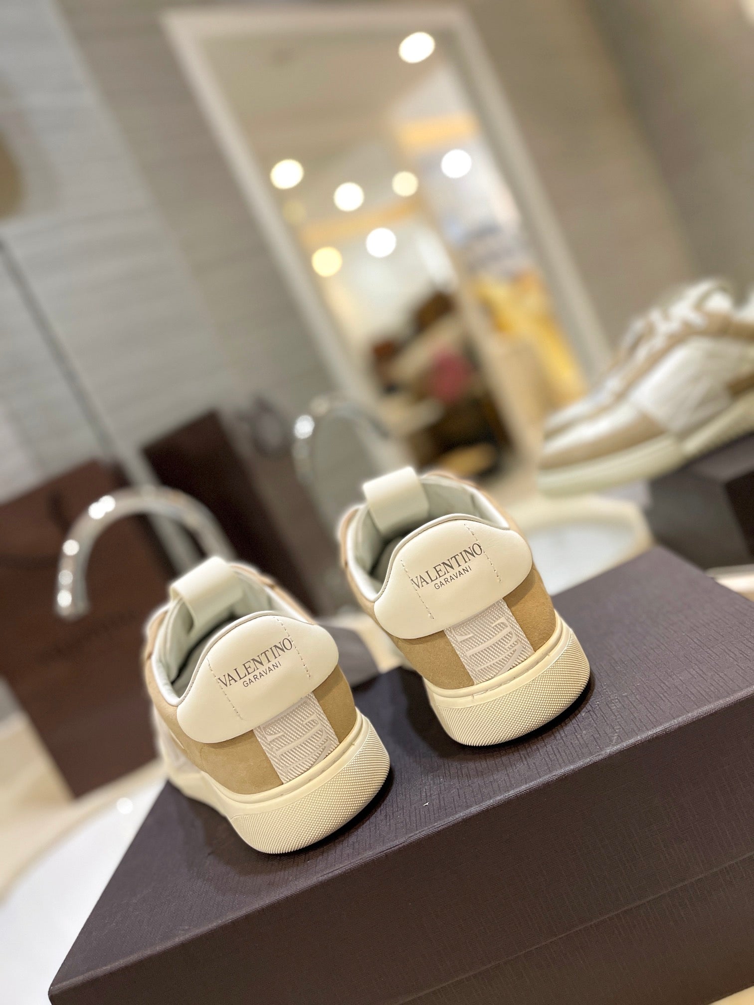 LuxluxHouse Best Quality Valentino Women Shoes