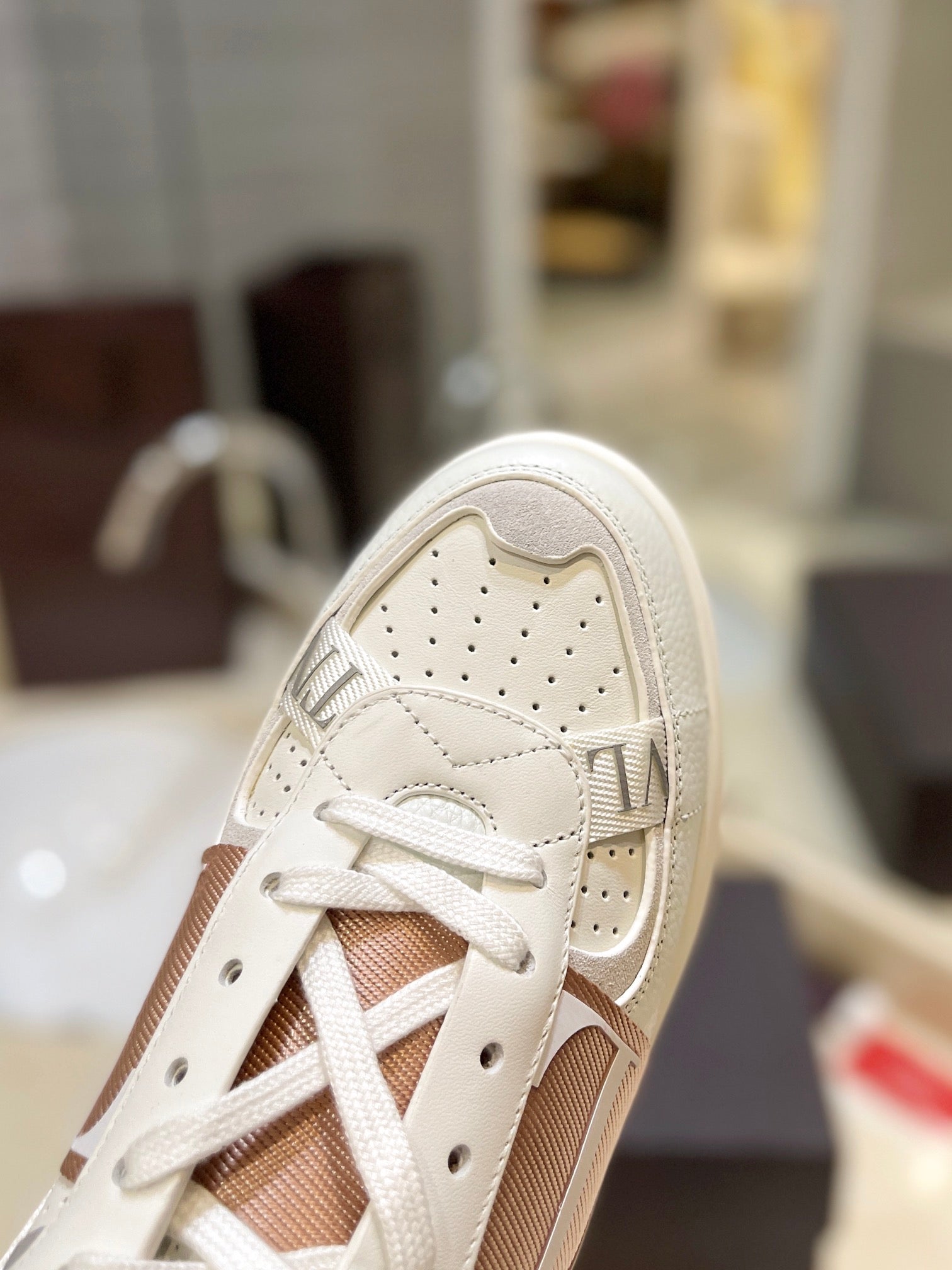 LuxluxHouse Best Quality Valentino Women Shoes