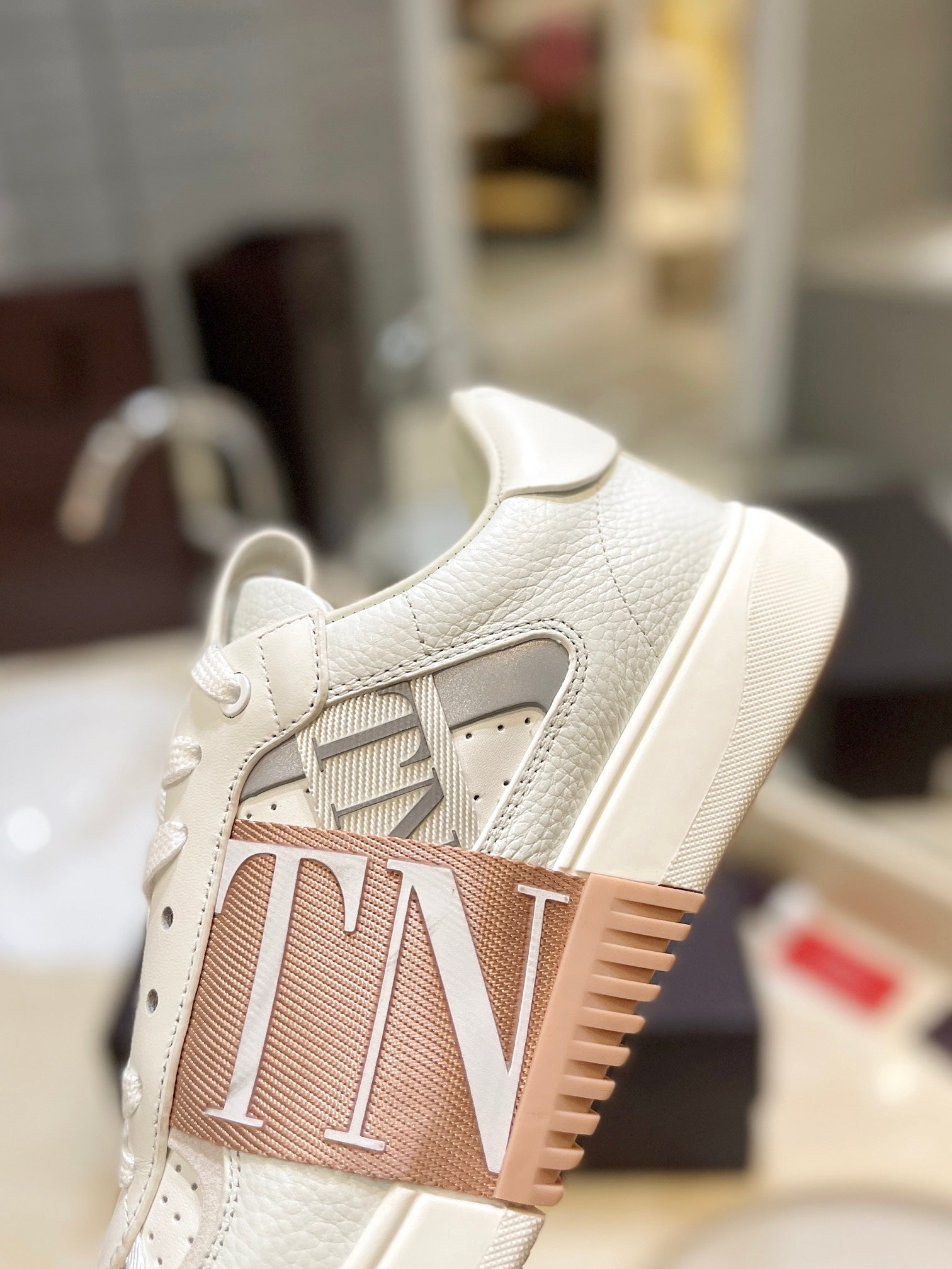 LuxluxHouse Best Quality Valentino Women Shoes