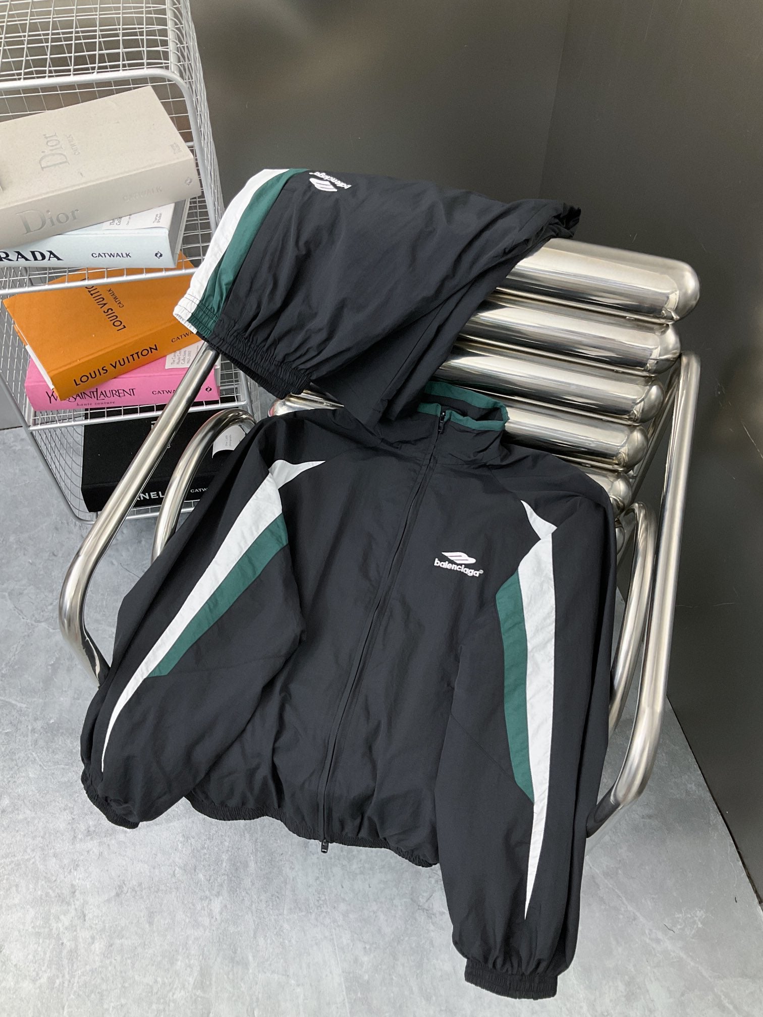 LuxluxHouse Best Quality Clothes Balenciaga Coats & Jackets