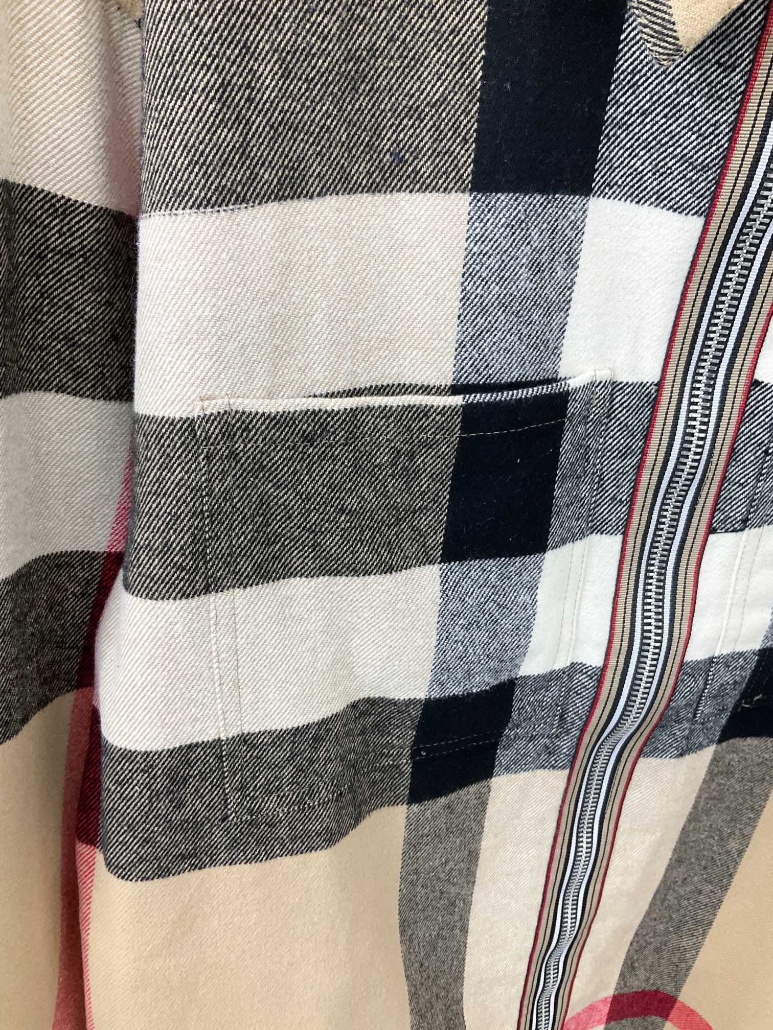 LuxluxHouse Best Quality Clothes Burberry Coats & Jackets