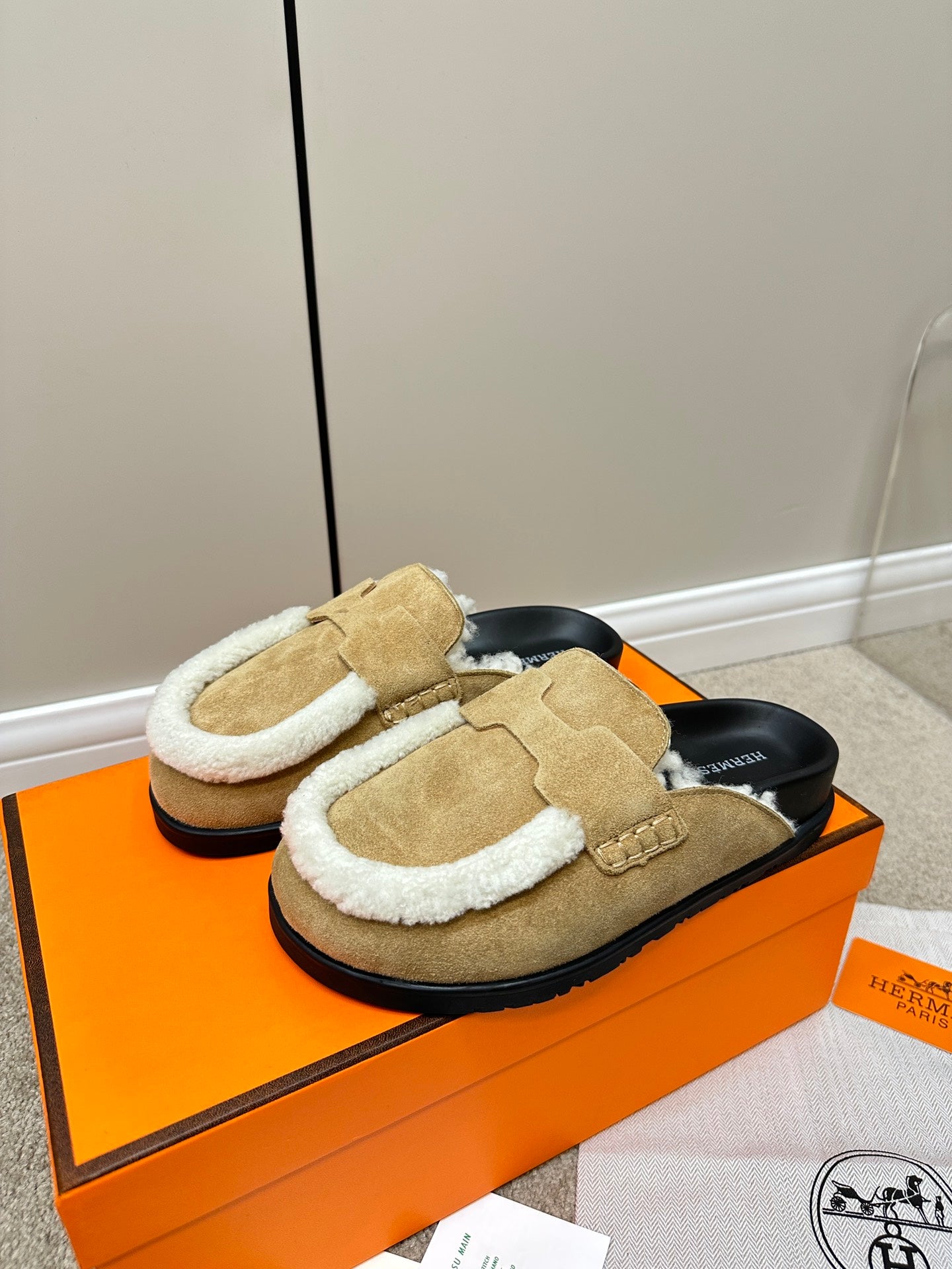 LuxluxHouse Best Quality Sandals Hermes