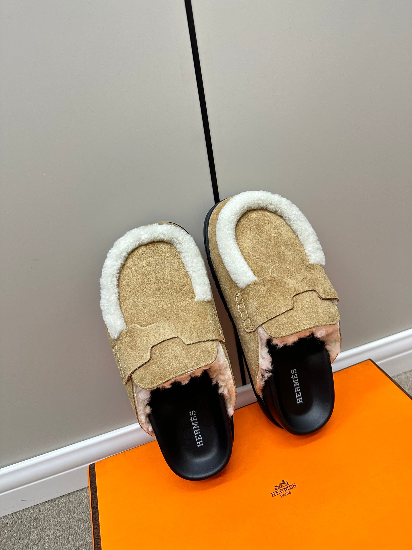 LuxluxHouse Best Quality Sandals Hermes