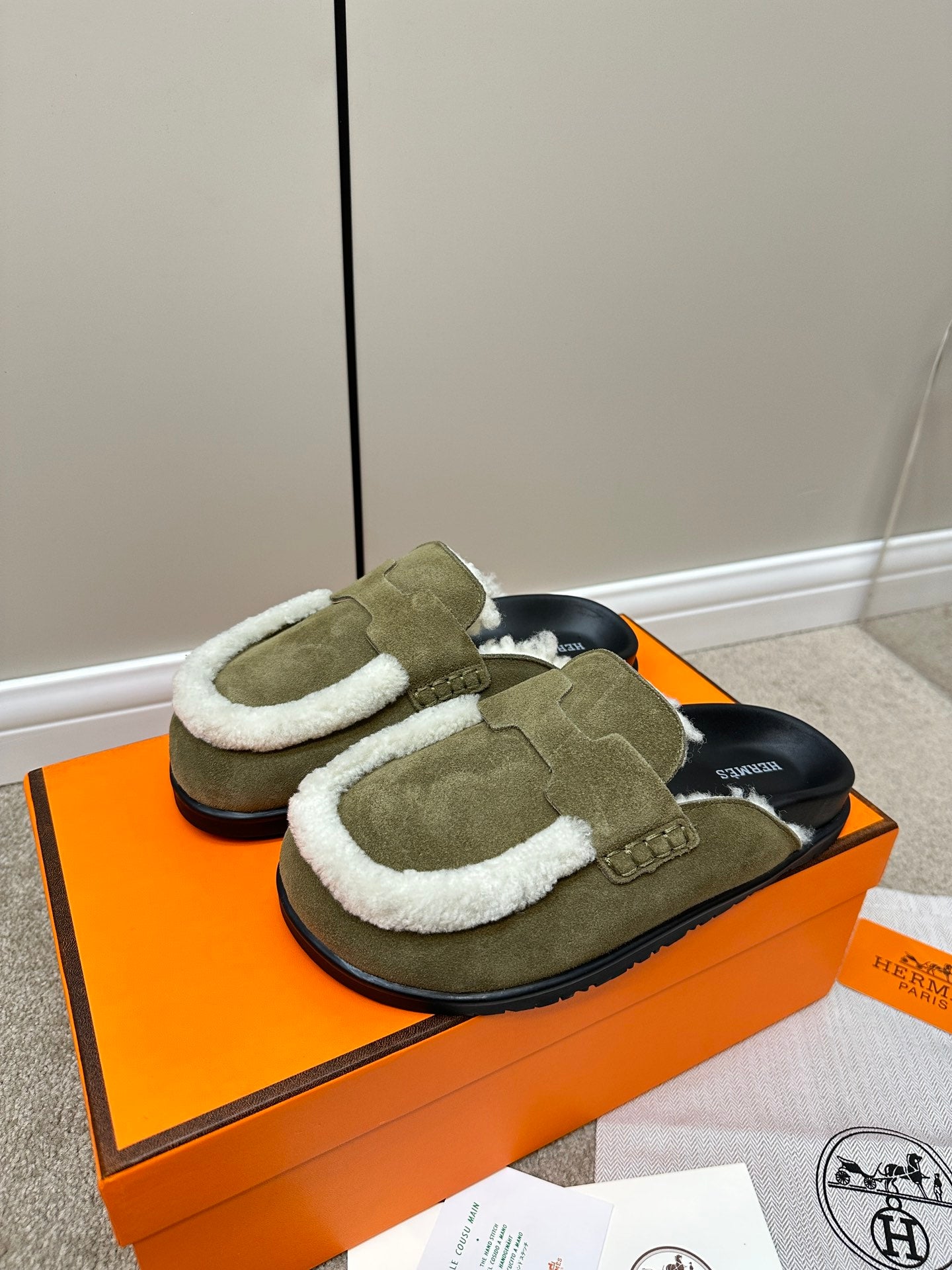 LuxluxHouse Best Quality Sandals Hermes