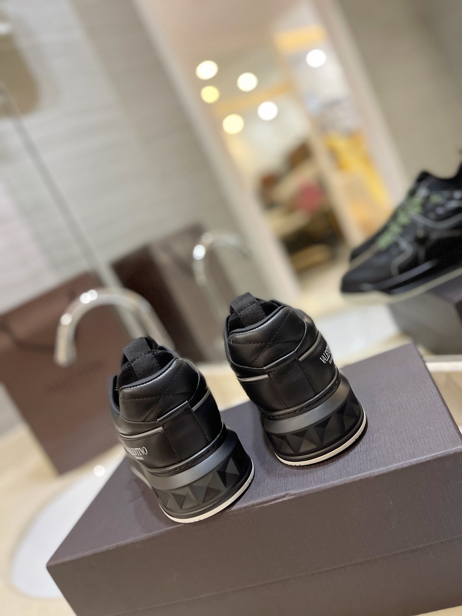 LuxluxHouse Best Quality Valentino Women Shoes
