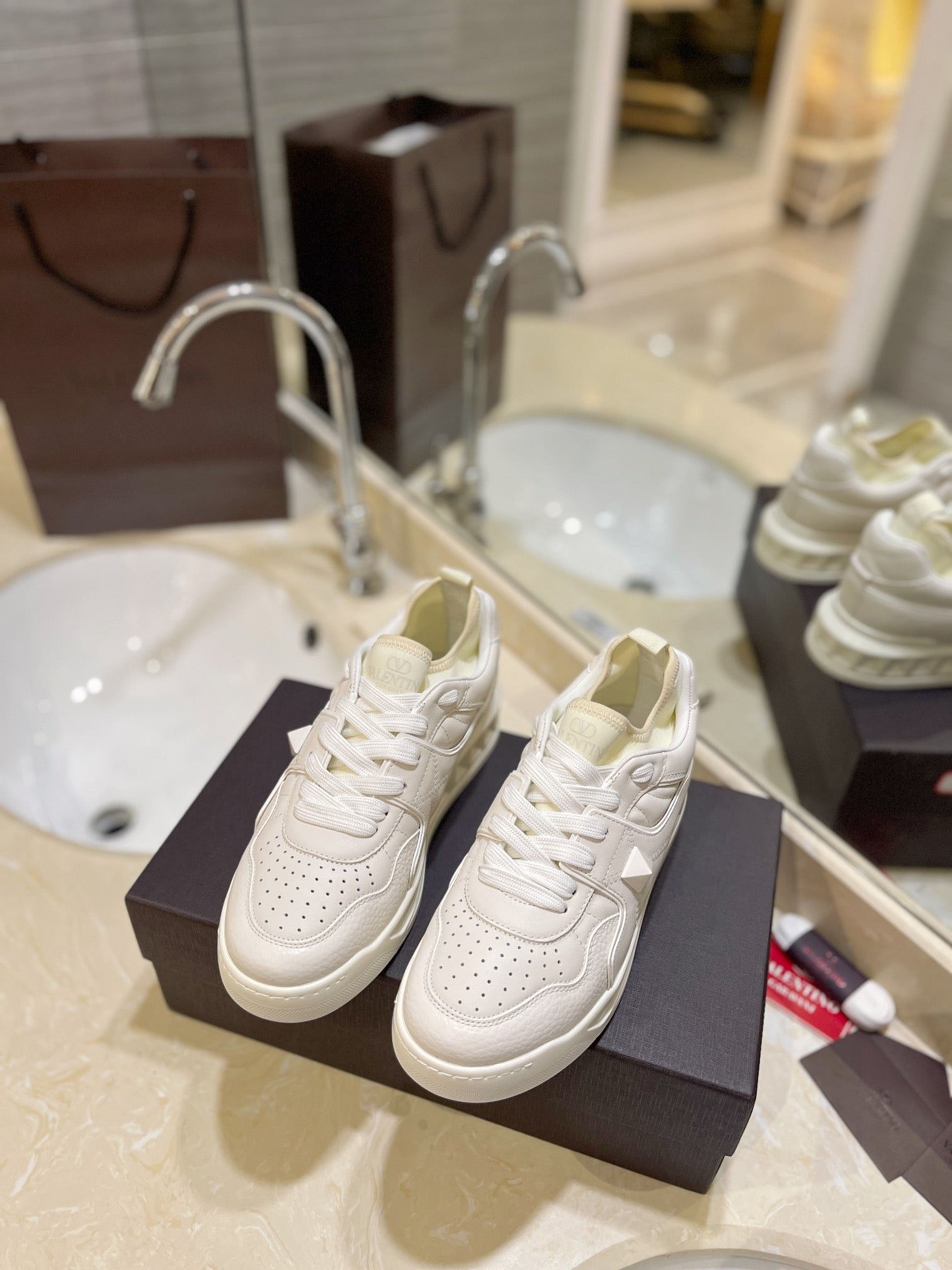 LuxluxHouse Best Quality Valentino Women Shoes