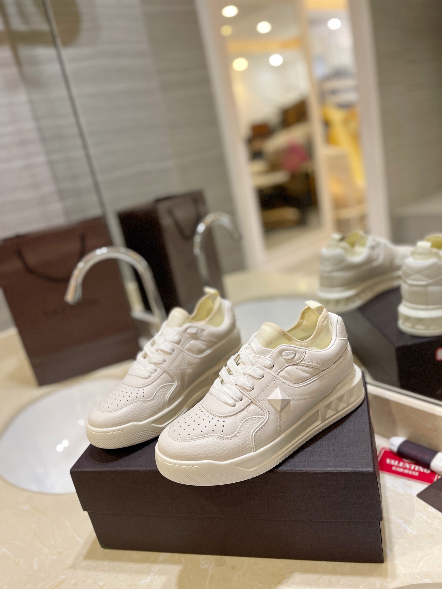 LuxluxHouse Best Quality Valentino Women Shoes