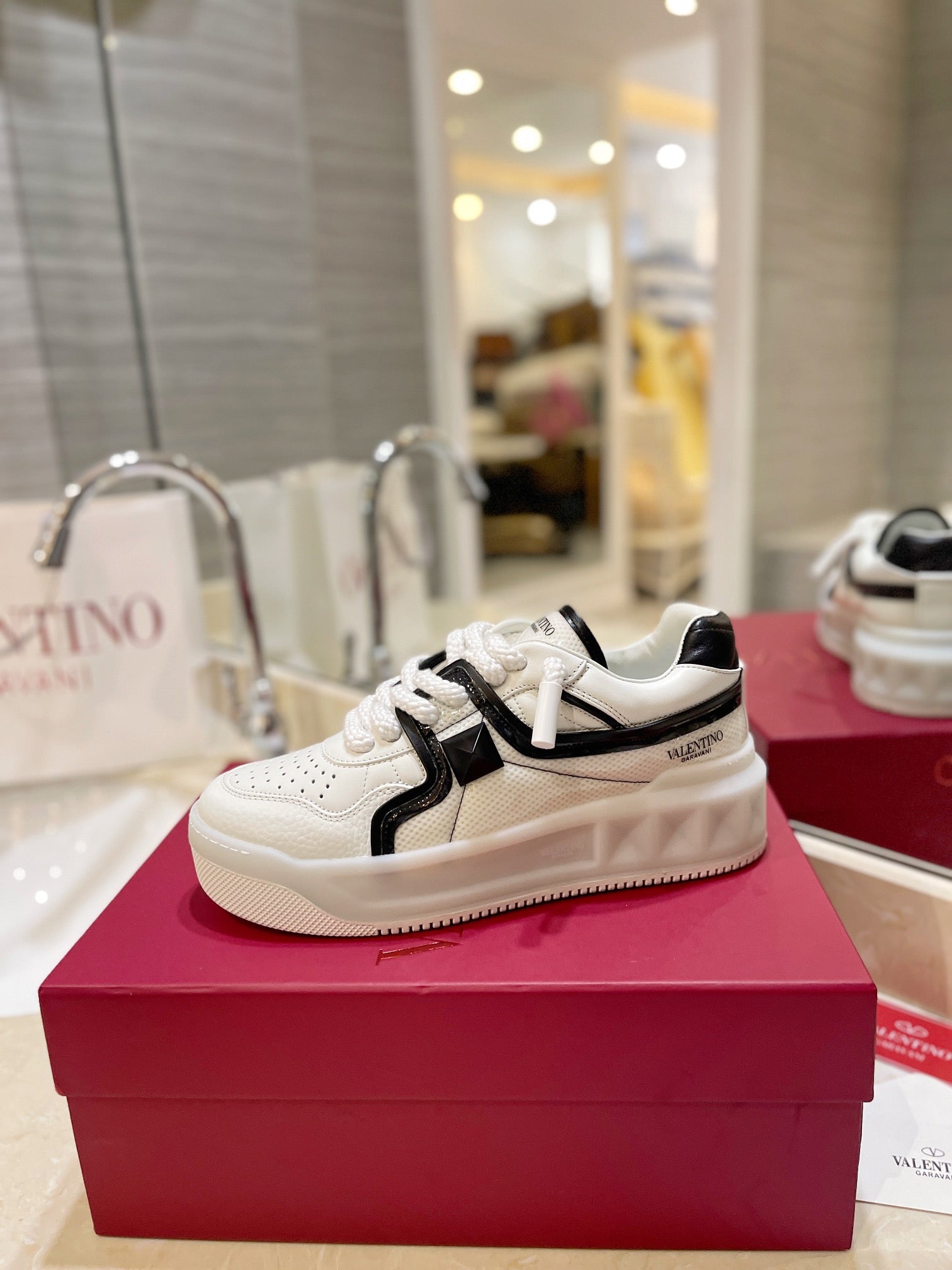 LuxluxHouse Best Quality Valentino Women Shoes