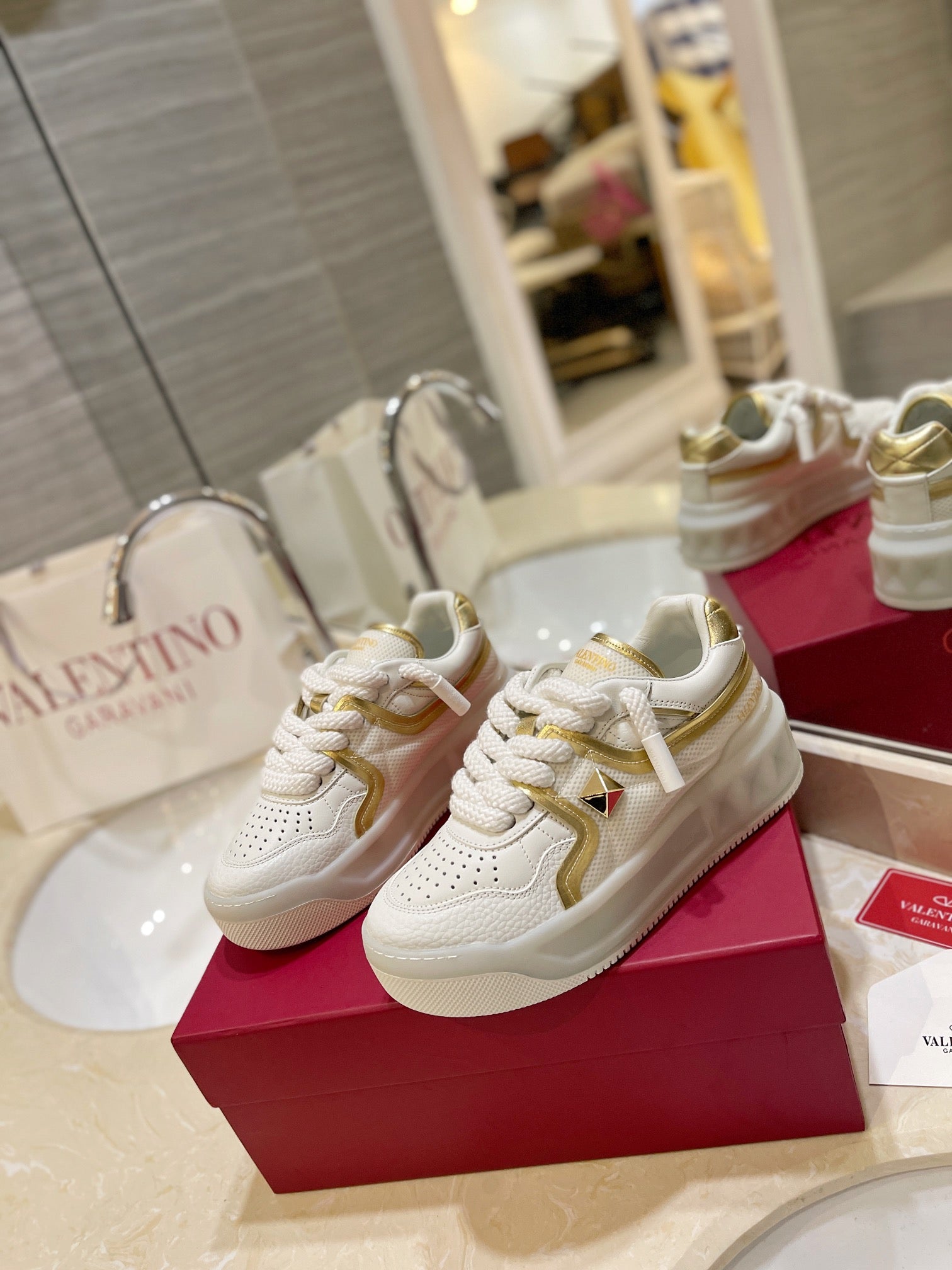 LuxluxHouse Best Quality Valentino Women Shoes