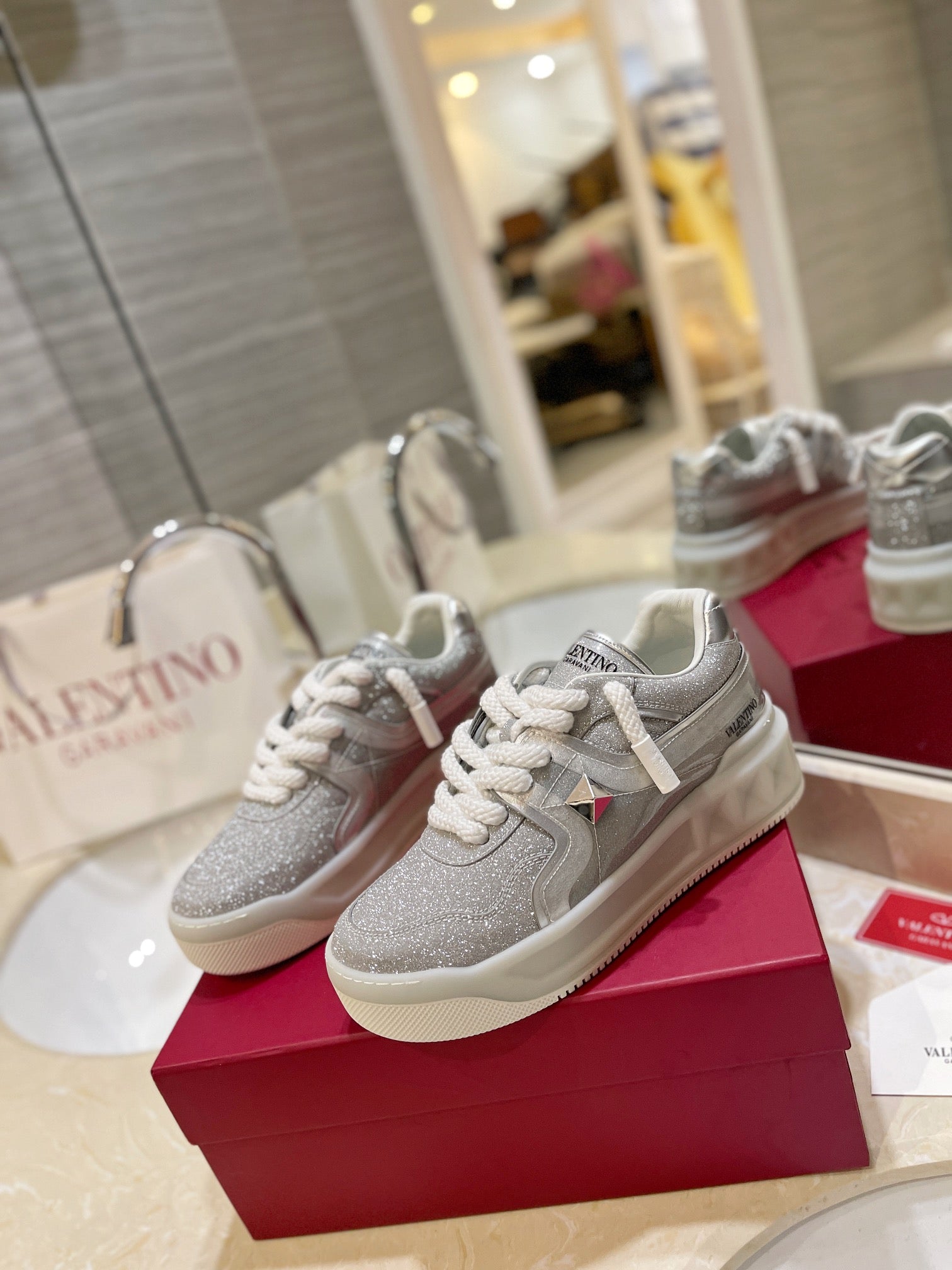 LuxluxHouse Best Quality Valentino Women Shoes