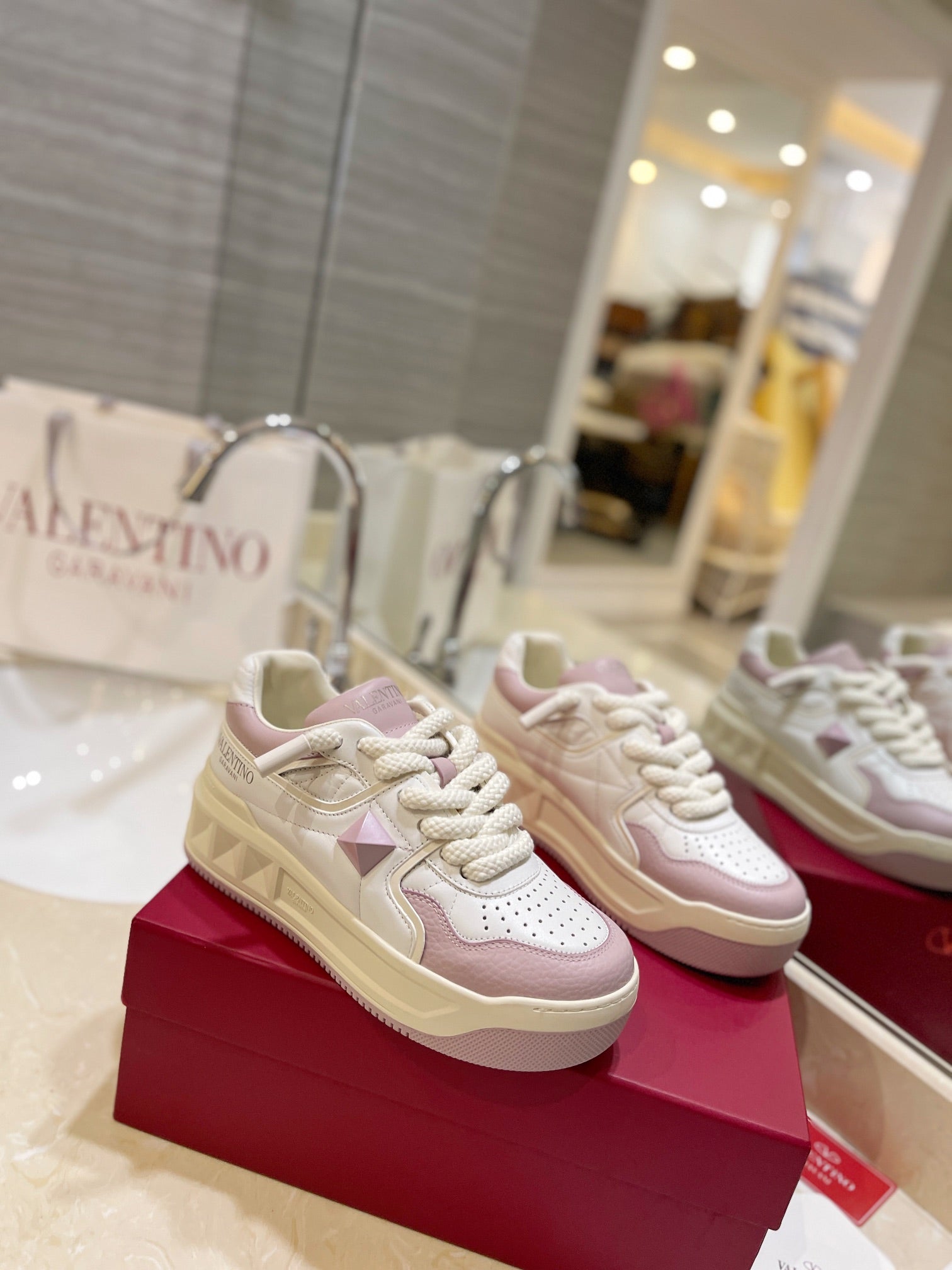 LuxluxHouse Best Quality Valentino Women Shoes