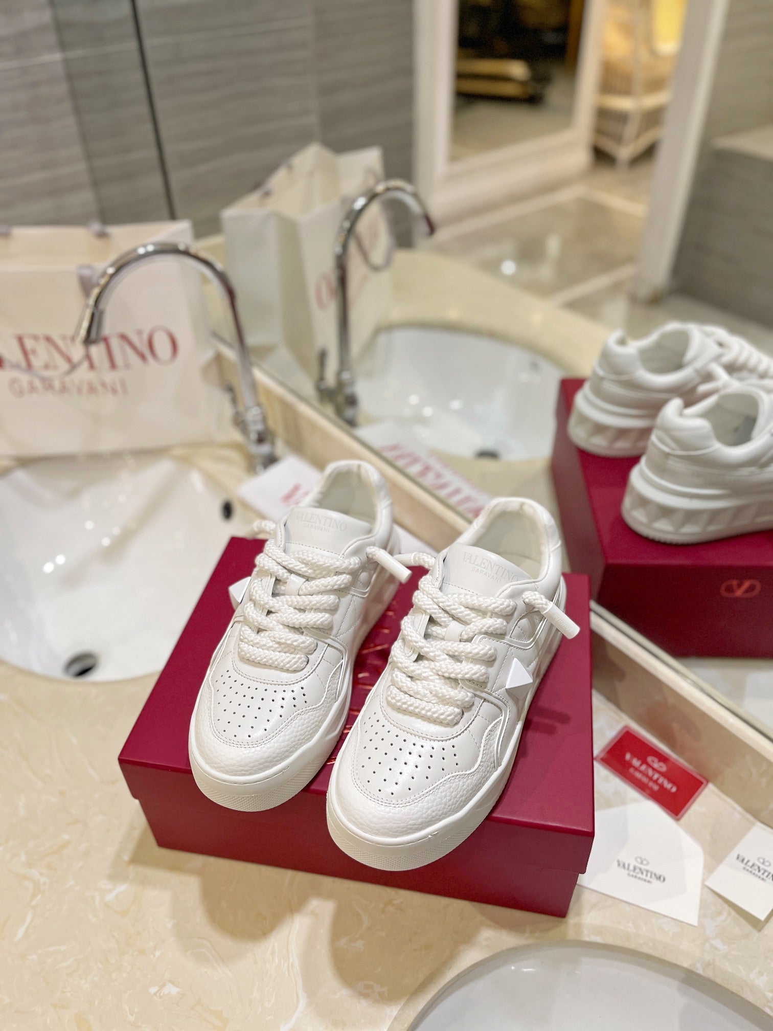 LuxluxHouse Best Quality Valentino Women Shoes