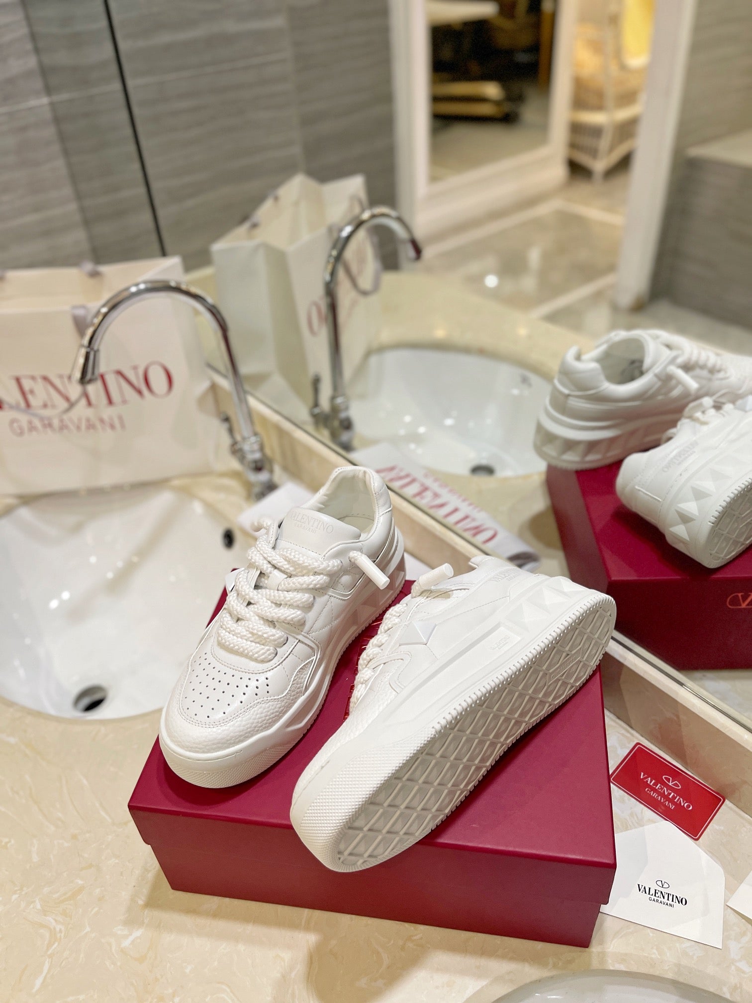 LuxluxHouse Best Quality Valentino Women Shoes