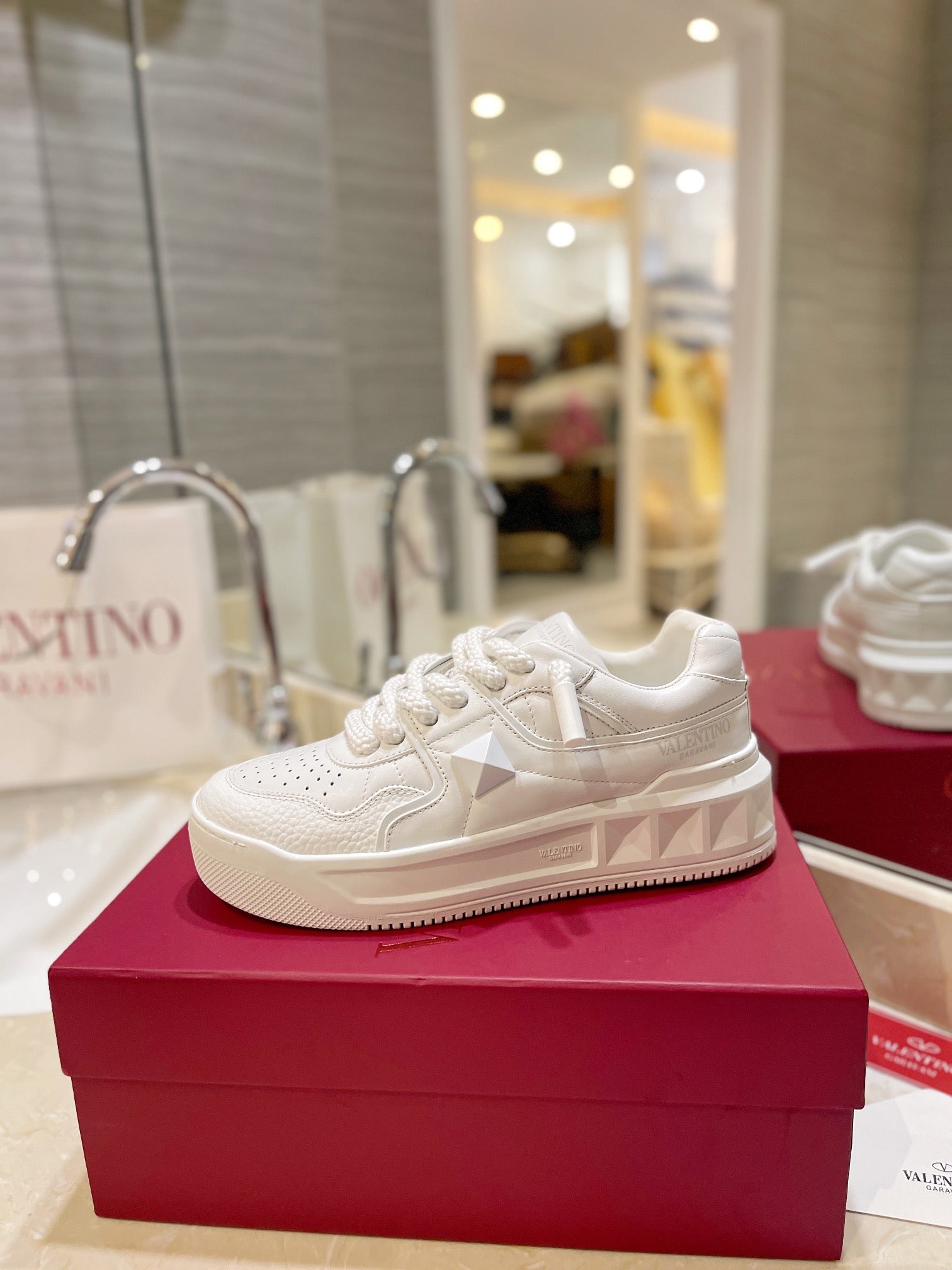 LuxluxHouse Best Quality Valentino Women Shoes