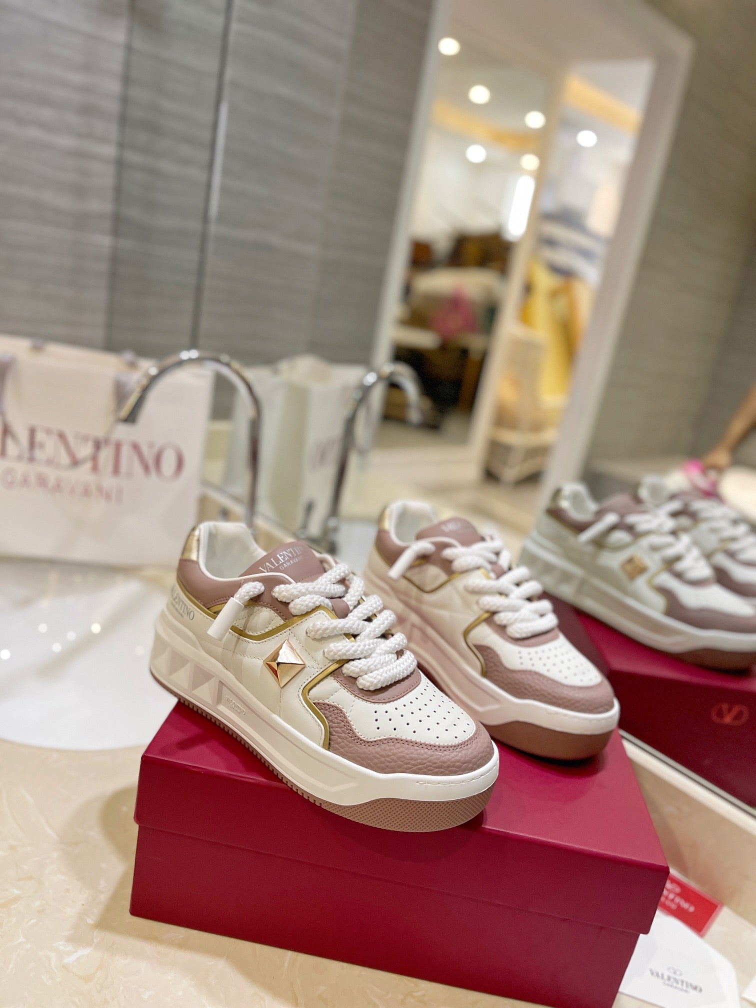 LuxluxHouse Best Quality Valentino Women Shoes