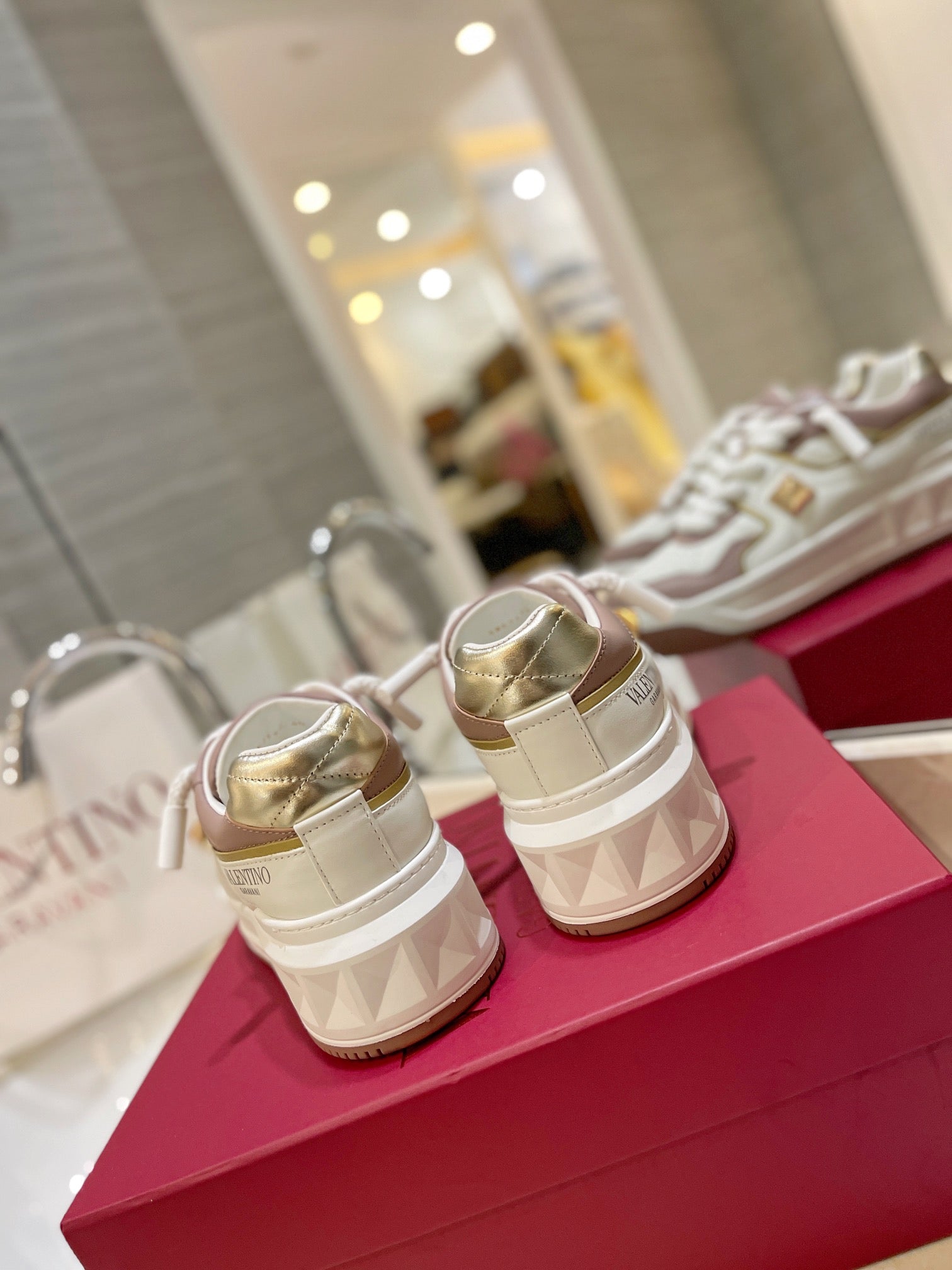 LuxluxHouse Best Quality Valentino Women Shoes