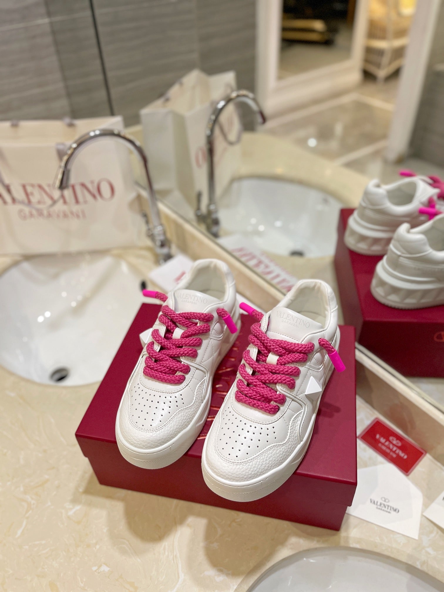 LuxluxHouse Best Quality Valentino Women Shoes