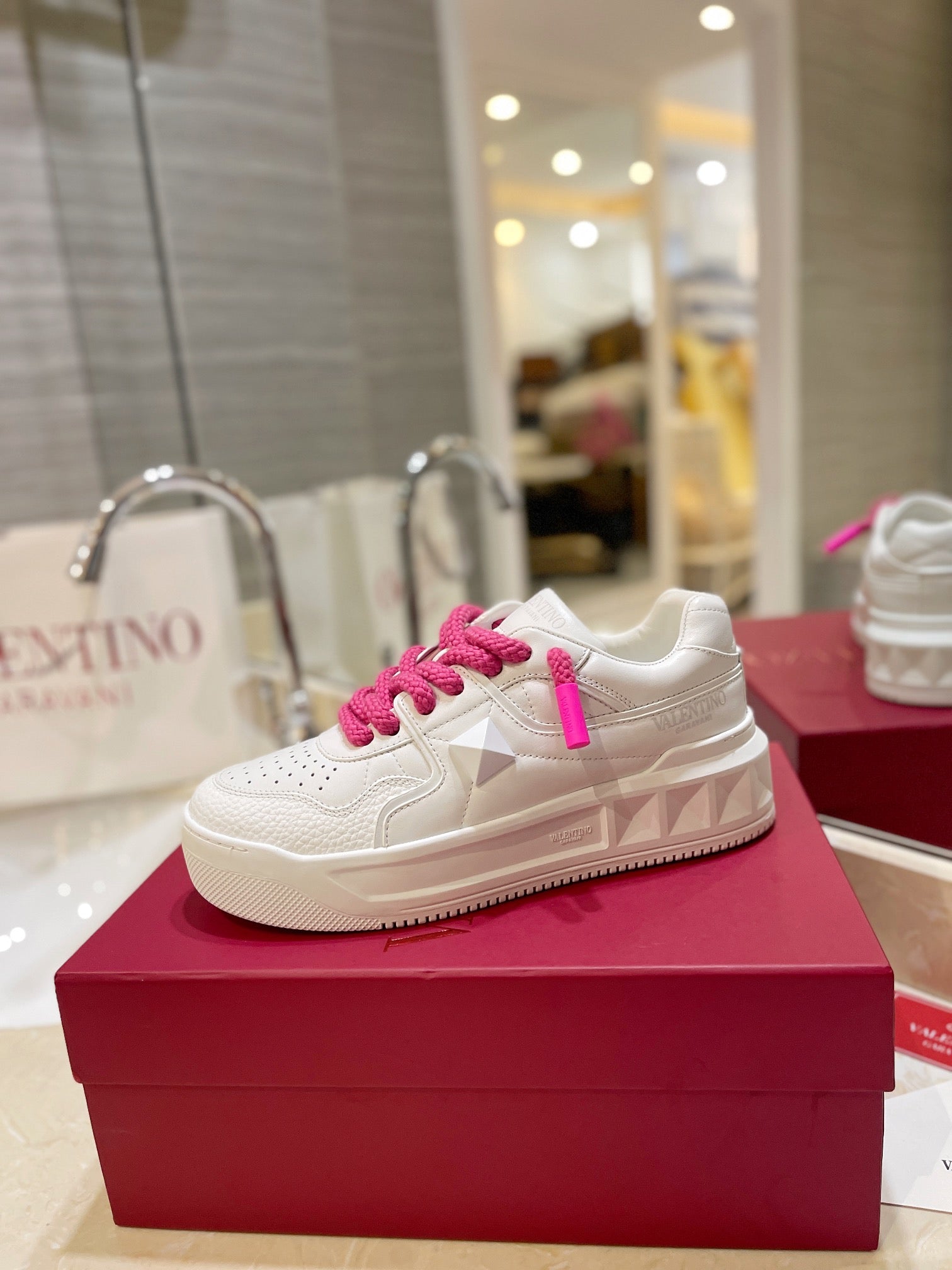 LuxluxHouse Best Quality Valentino Women Shoes