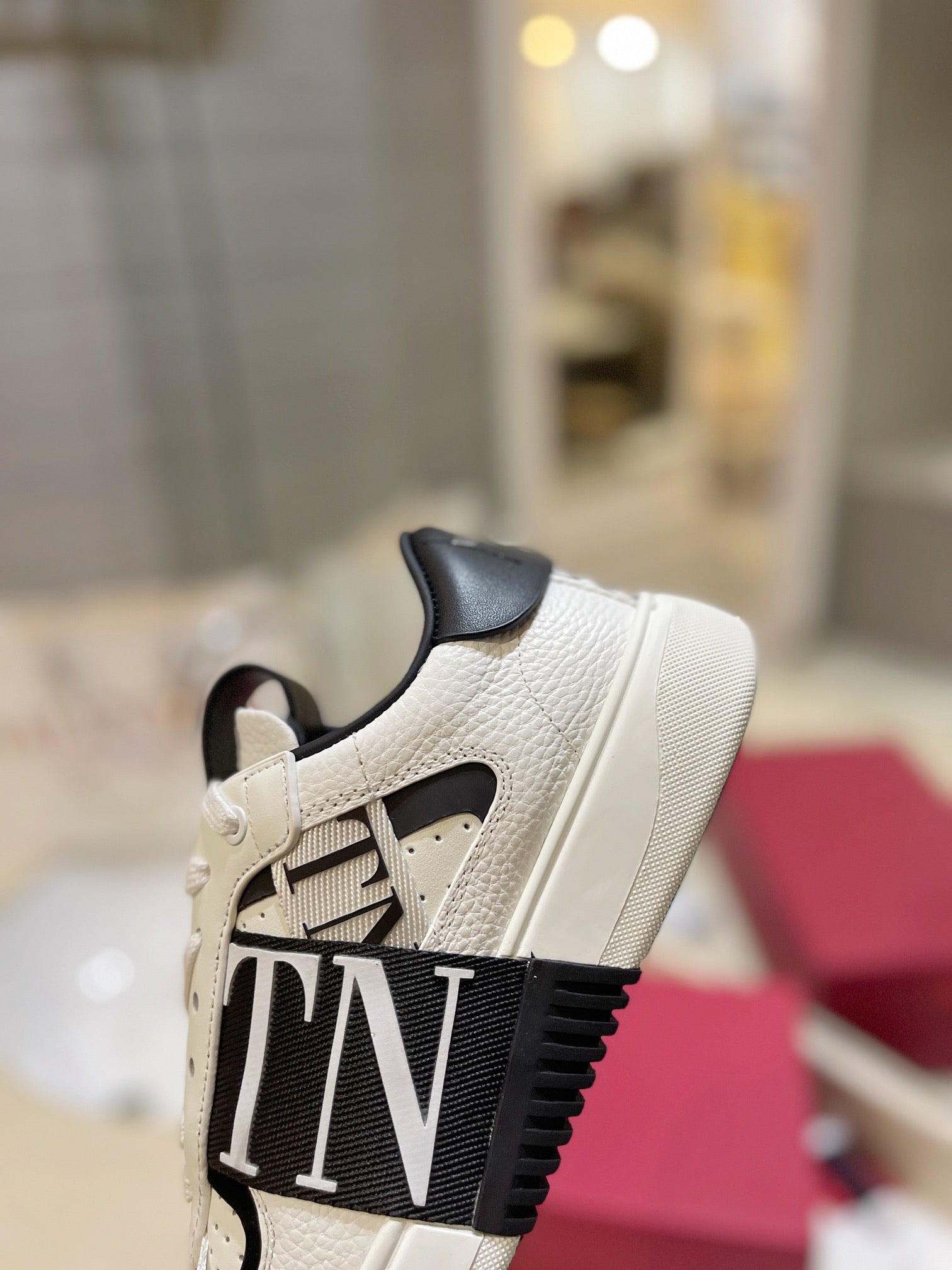 LuxluxHouse Best Quality Valentino Women Shoes