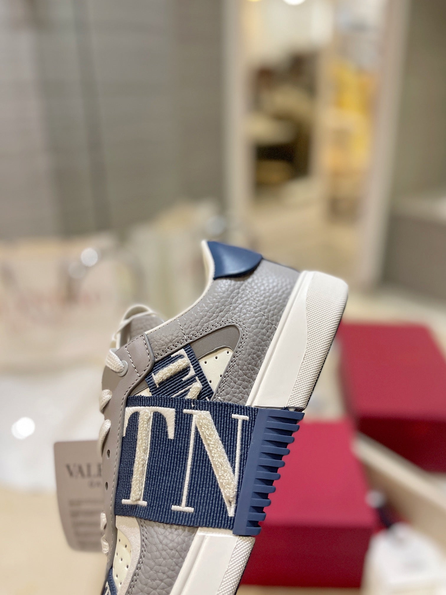 LuxluxHouse Best Quality Valentino Women Shoes