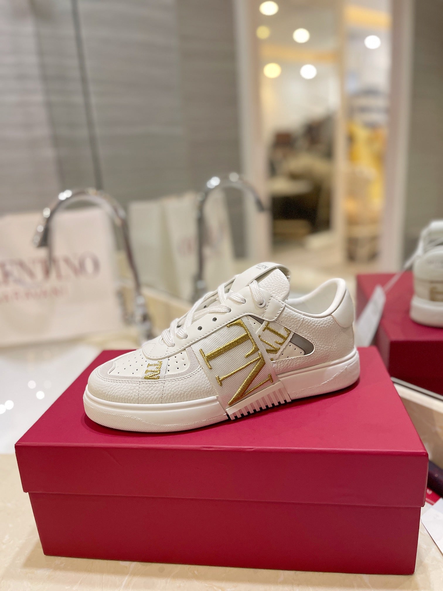 LuxluxHouse Best Quality Valentino Women Shoes